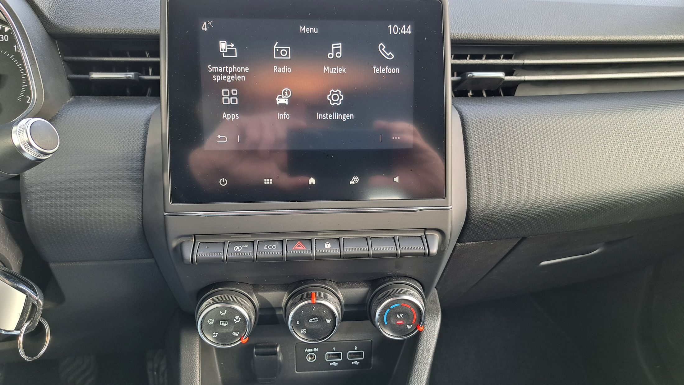 Renault Clio TCe 101 Pk, airco, apple & andriod, sensor A