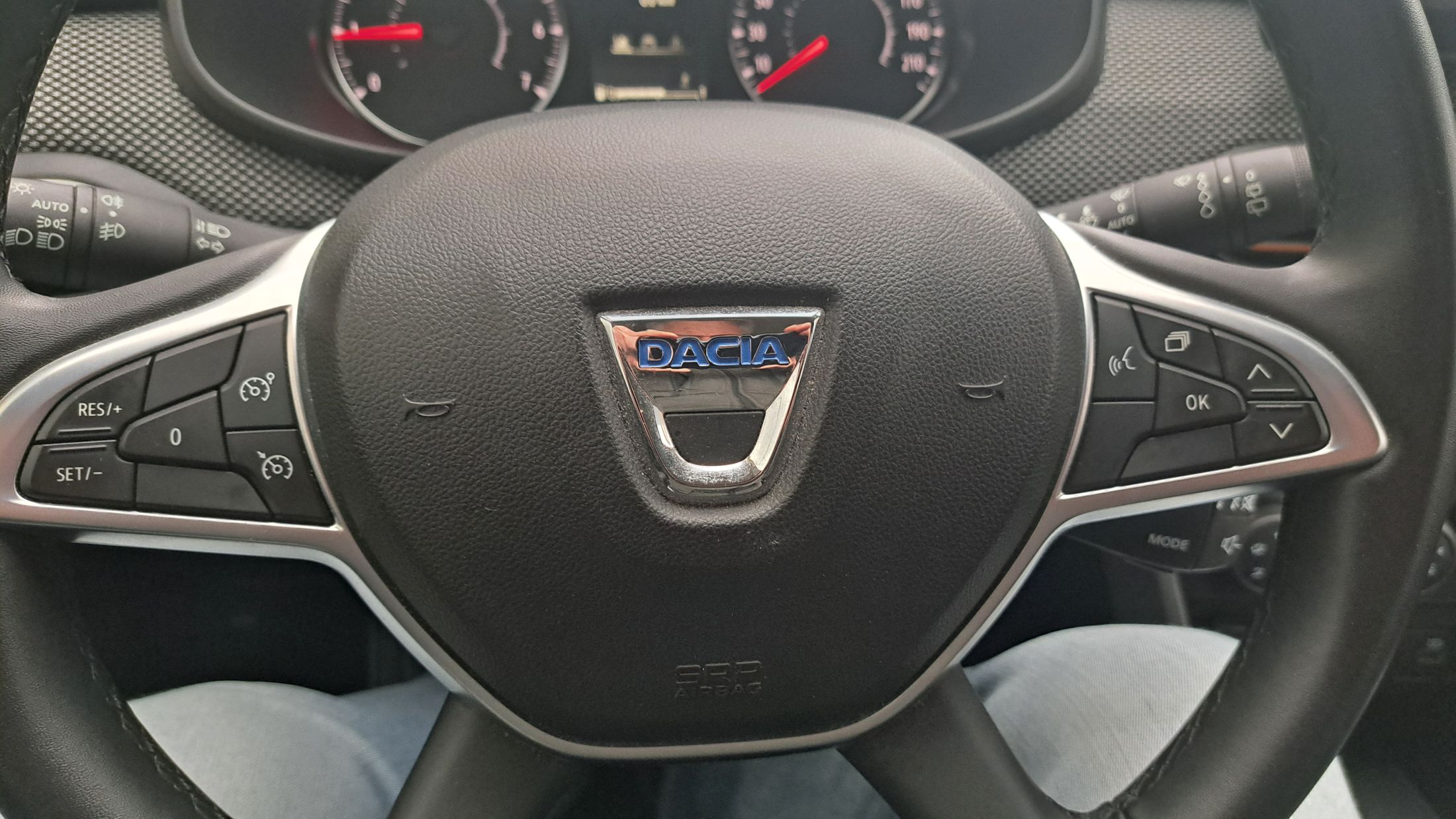 Dacia Sandero Stepway TCe90, GPS, camera, sensoren V+A, dodehoekwaarschuwing