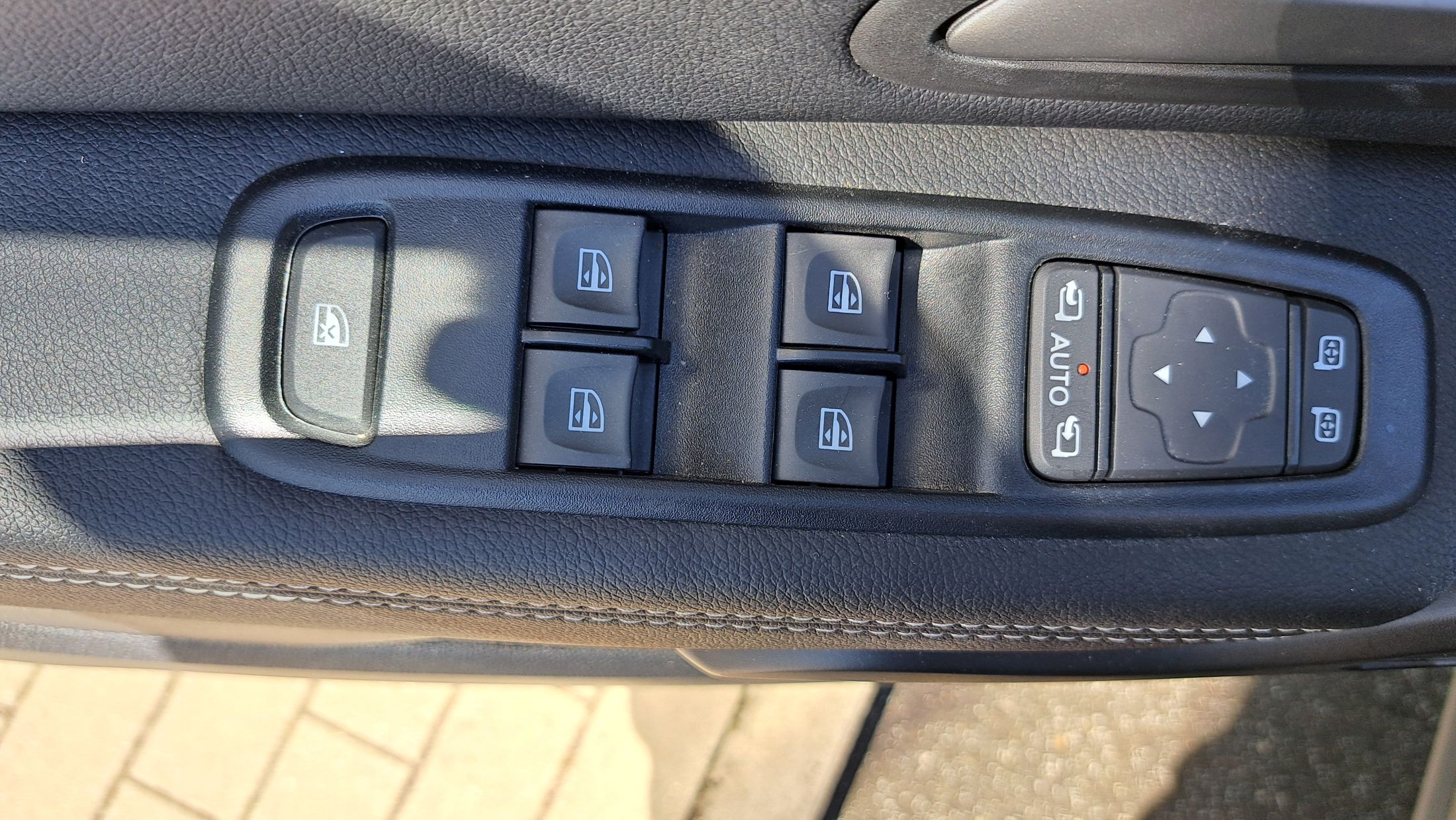 Dacia Duster TCe 130Pk, airco, GPS, dodehoekw, camera, sensoren V+A