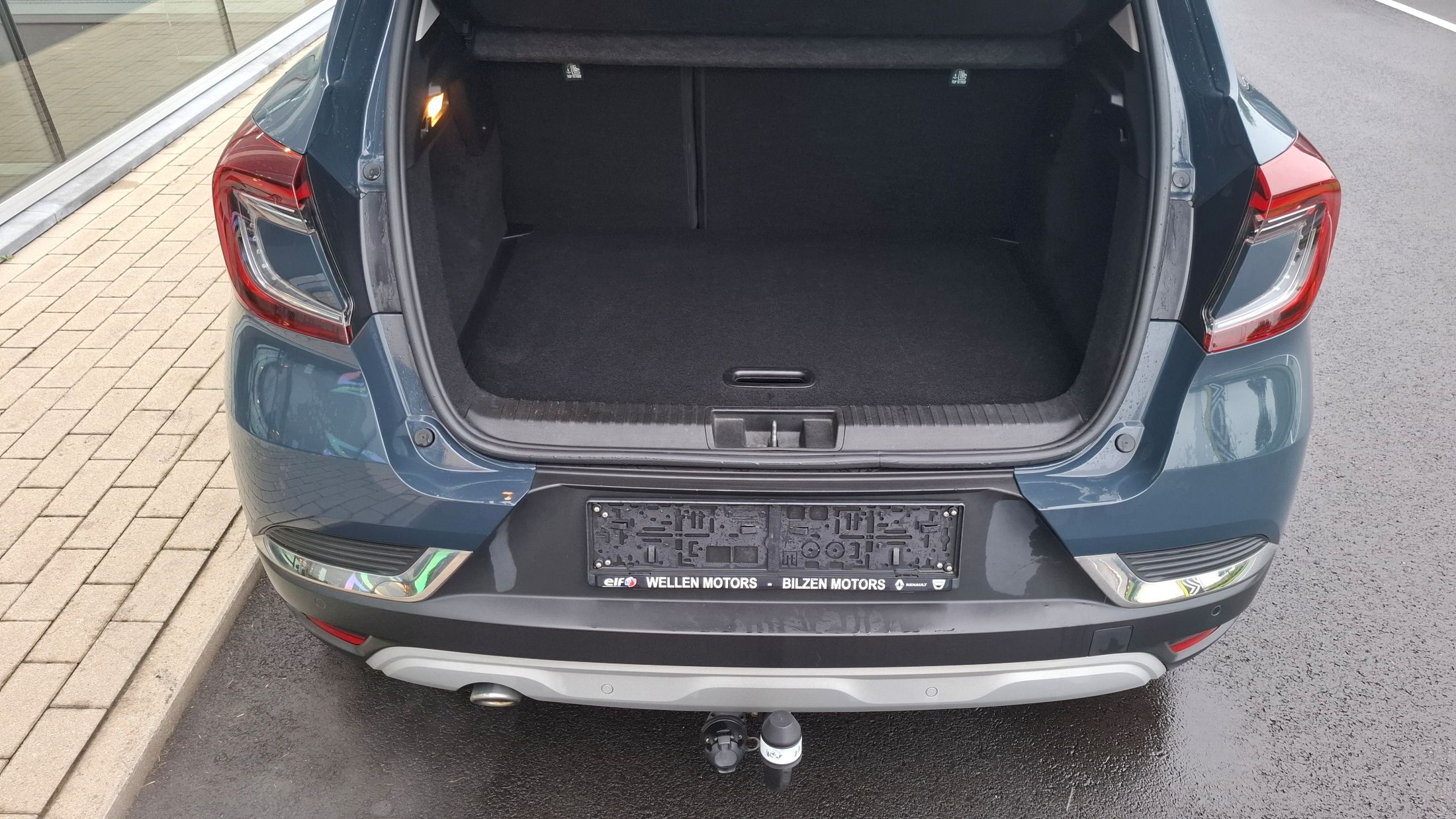 Renault Captur TCe 91 Pk, GPS, 360° camera, trekhaak, airco, sensoren V+A