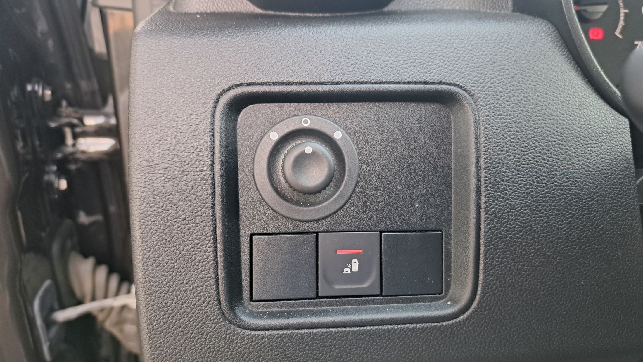 Dacia Duster TCe 90, airco, GPS, camera, dodehoekw, 33231 Km