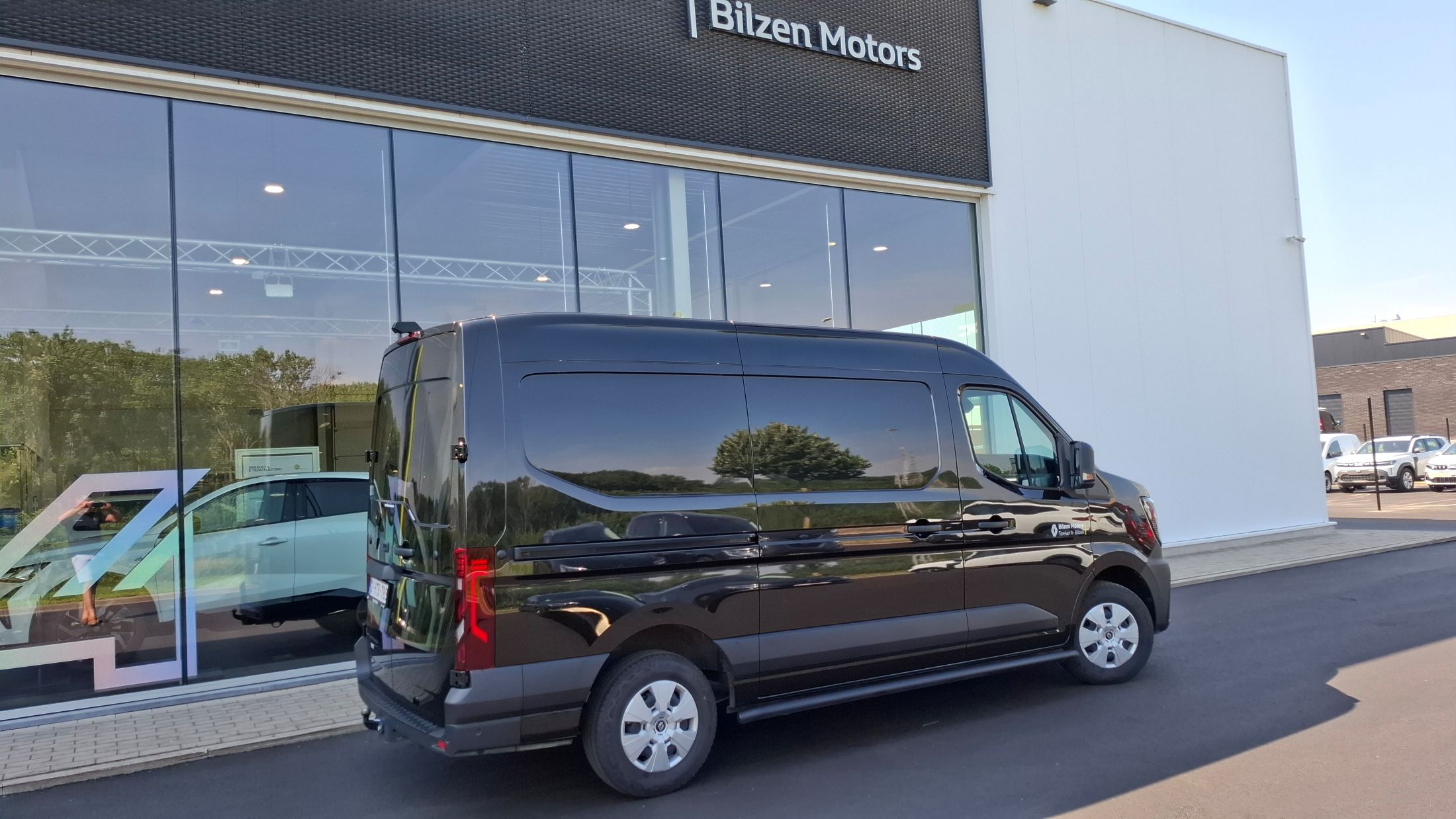 Renault Master L2H2, 150Pk AUTOMAAT, sensor V+A, camera, trekhaak.