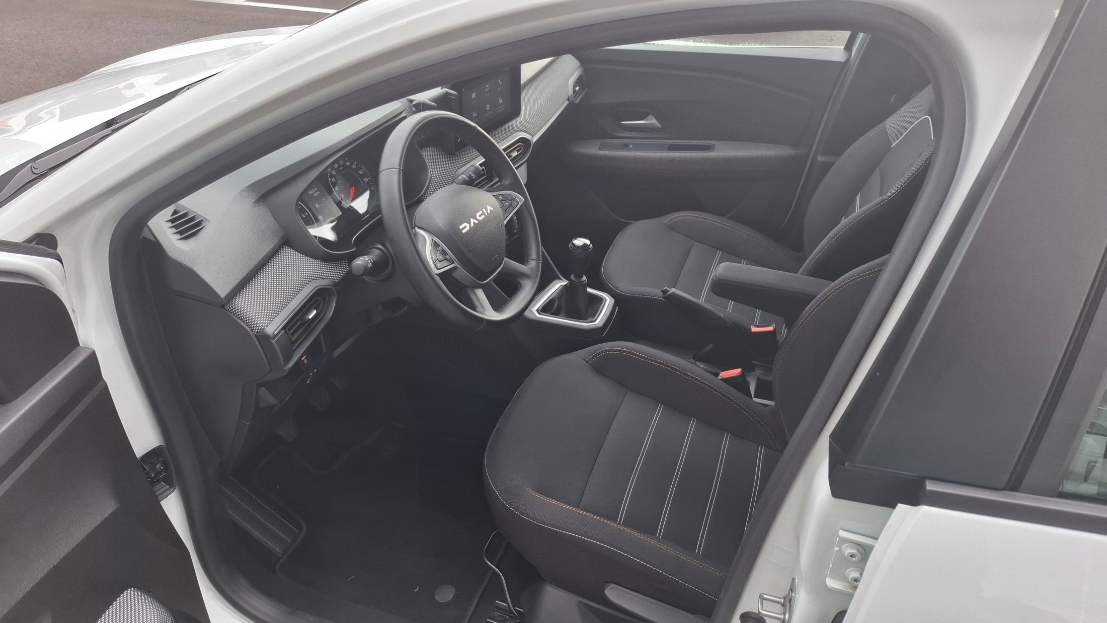 Dacia Stepway TCe 91 Pk, airco, camera, sensor V+A, dodehoekwaarschuwing