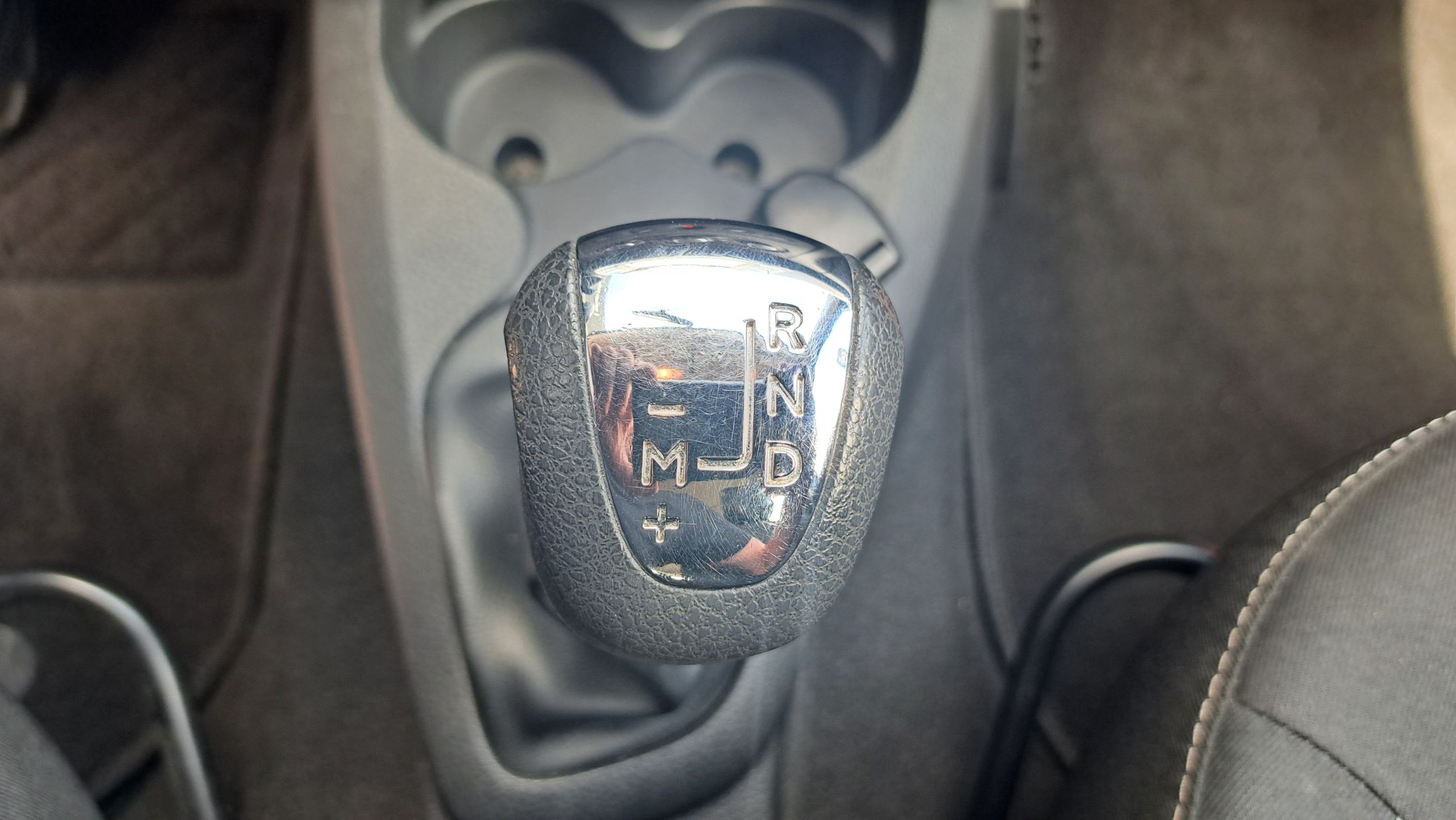 Dacia Logan MCV TCe 90 AUTOMAAT, airco, GPS, camera, trekhaak