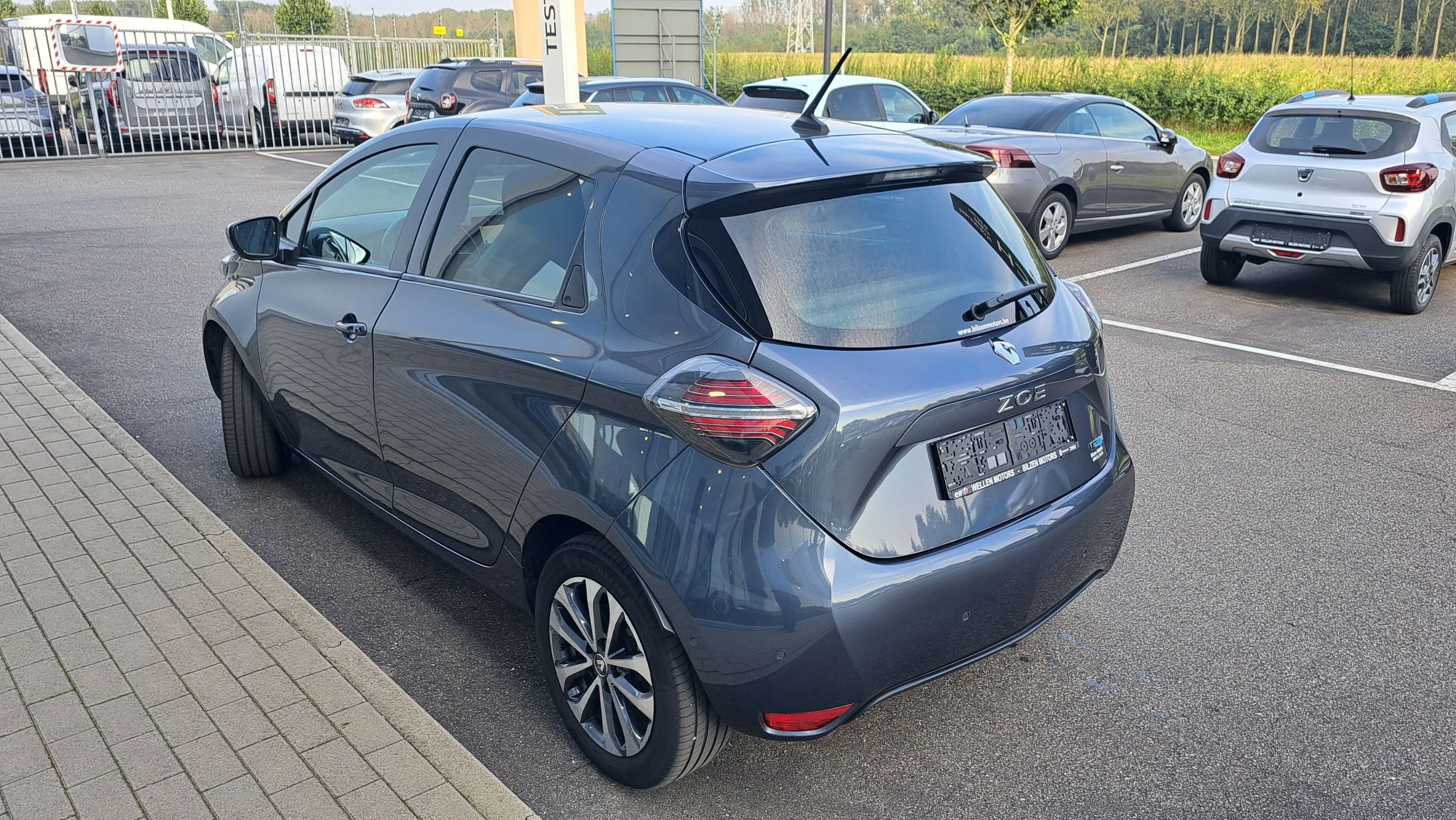 Renault Zoe full electric 100 KW, GPS, camera, sensoren V+A, dodehoekwaarschuwing