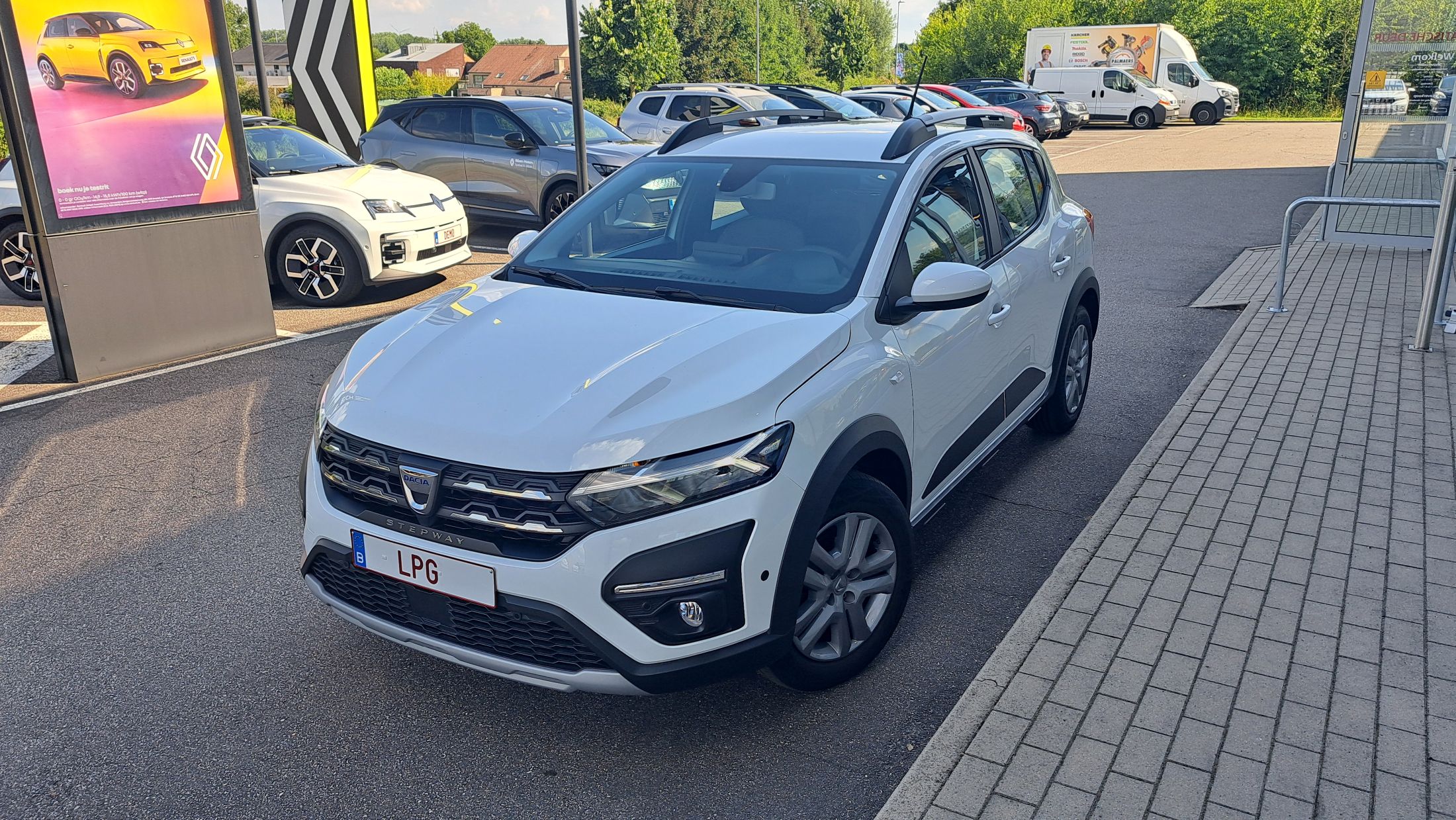 Dacia Stepway TCe 90 benzine/LPG, sensor V+A, GPS, dodehoekw