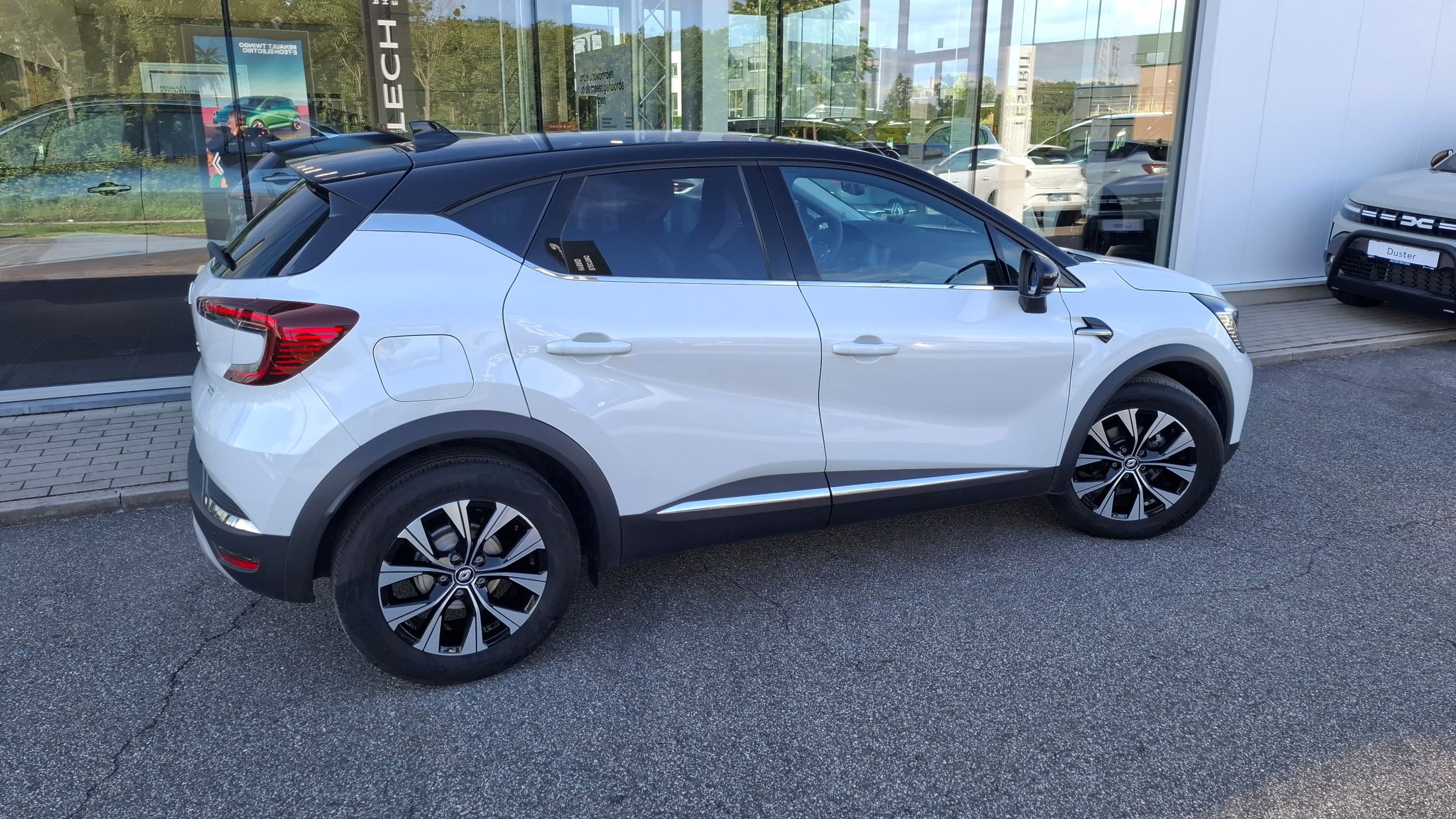 Renault Captur AUTOMAAT 1332cc/140Pk, GPS, camera, sensoren A
