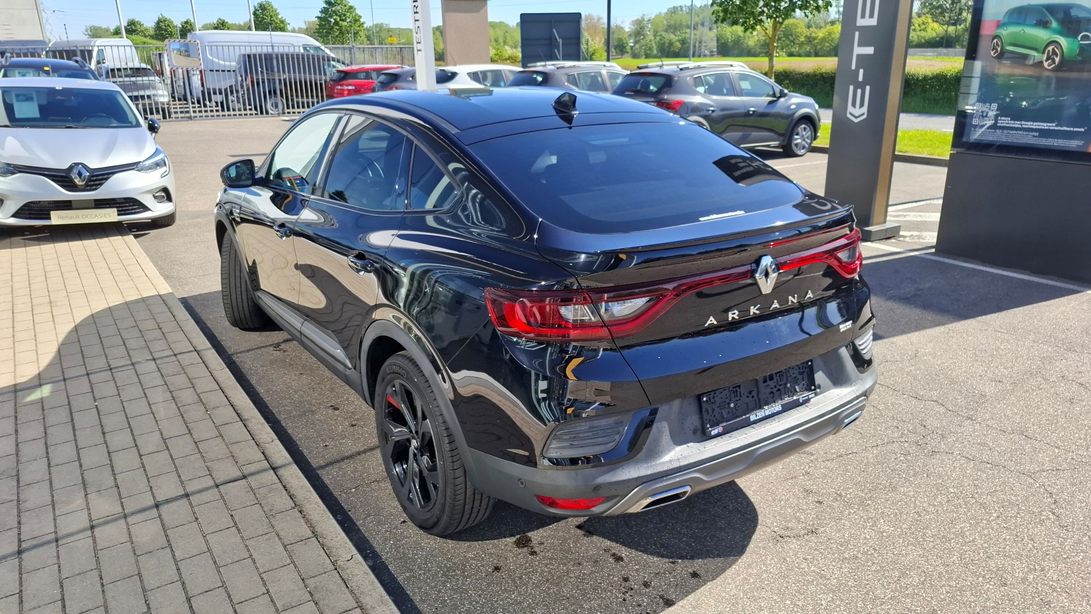 Renault Arkana 1332cc-140Pk, zetelverwarming, leder, dodehoekwaarschuwing