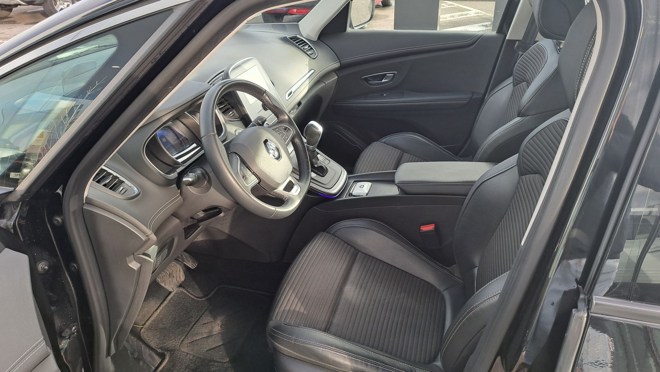 Renault Grand-Scenic TCe 140Pk AUTOMAAT, 7 zitplaatsen