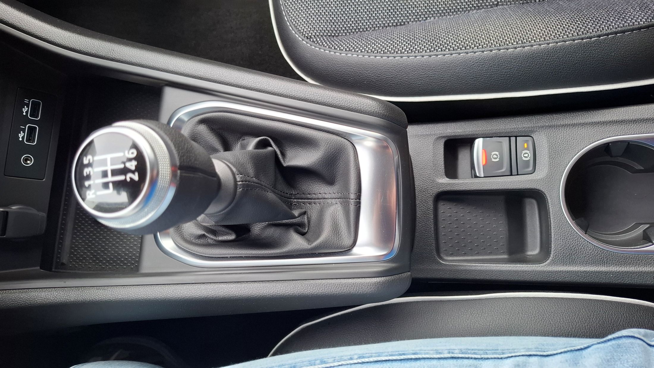 Renault Captur Intens TCe 90, airco, GPS, camera, sensoren V+A