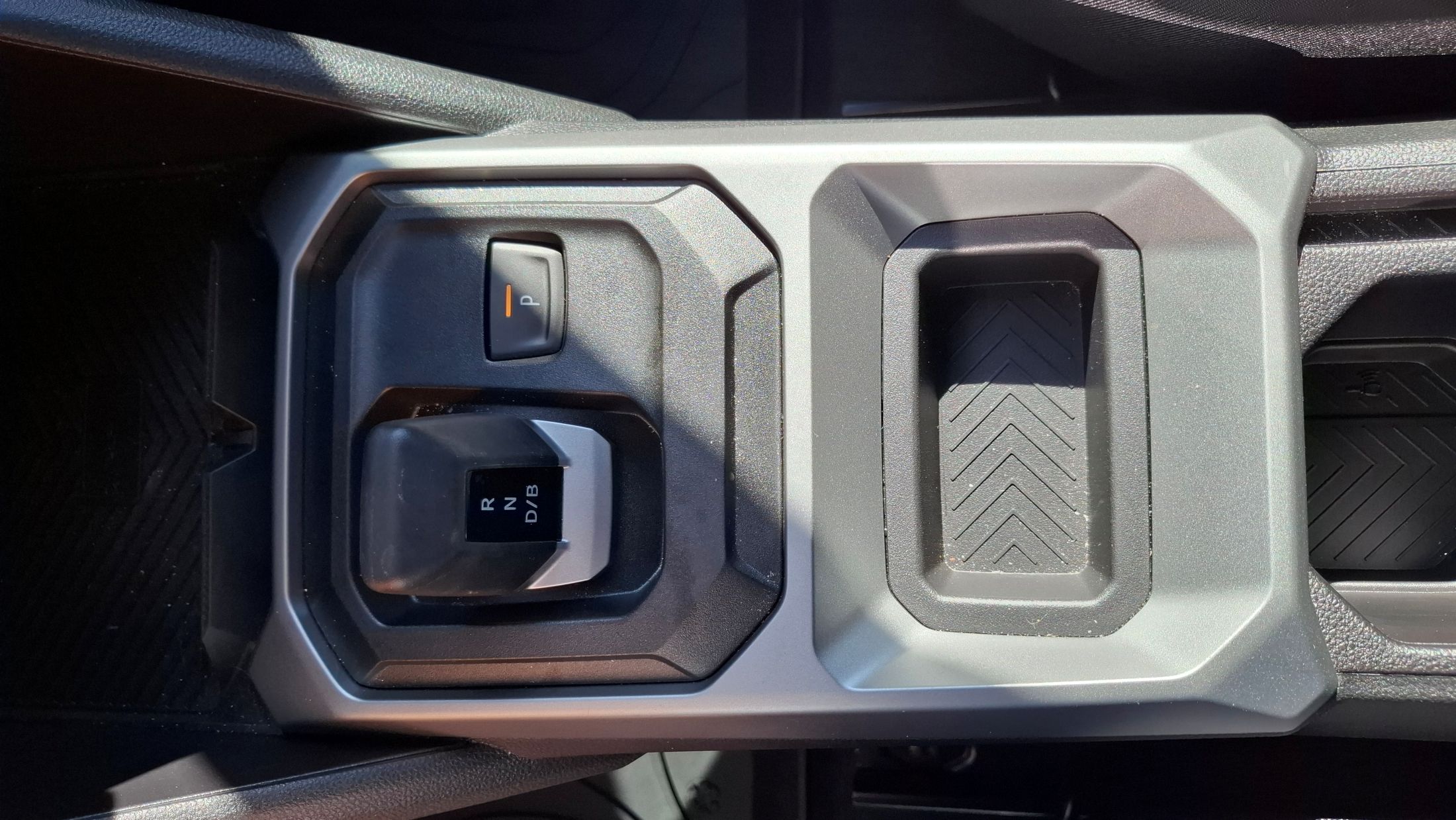 Dacia Duster Full Hybrid 145 Pk, airco, 360 camera, sensor V+A