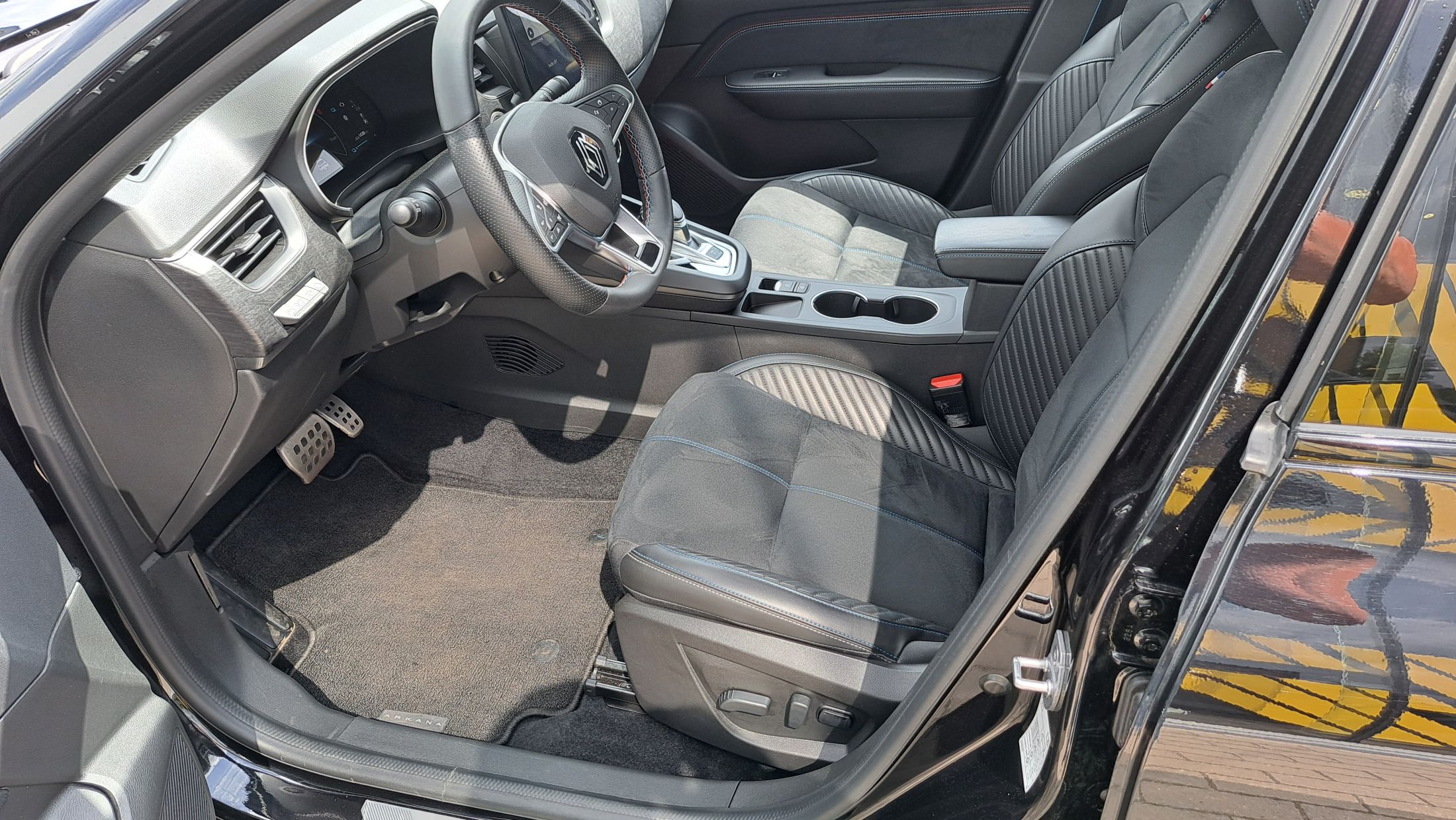Renault Arkana E-Tech FullHybrid Esprite Alpine full options