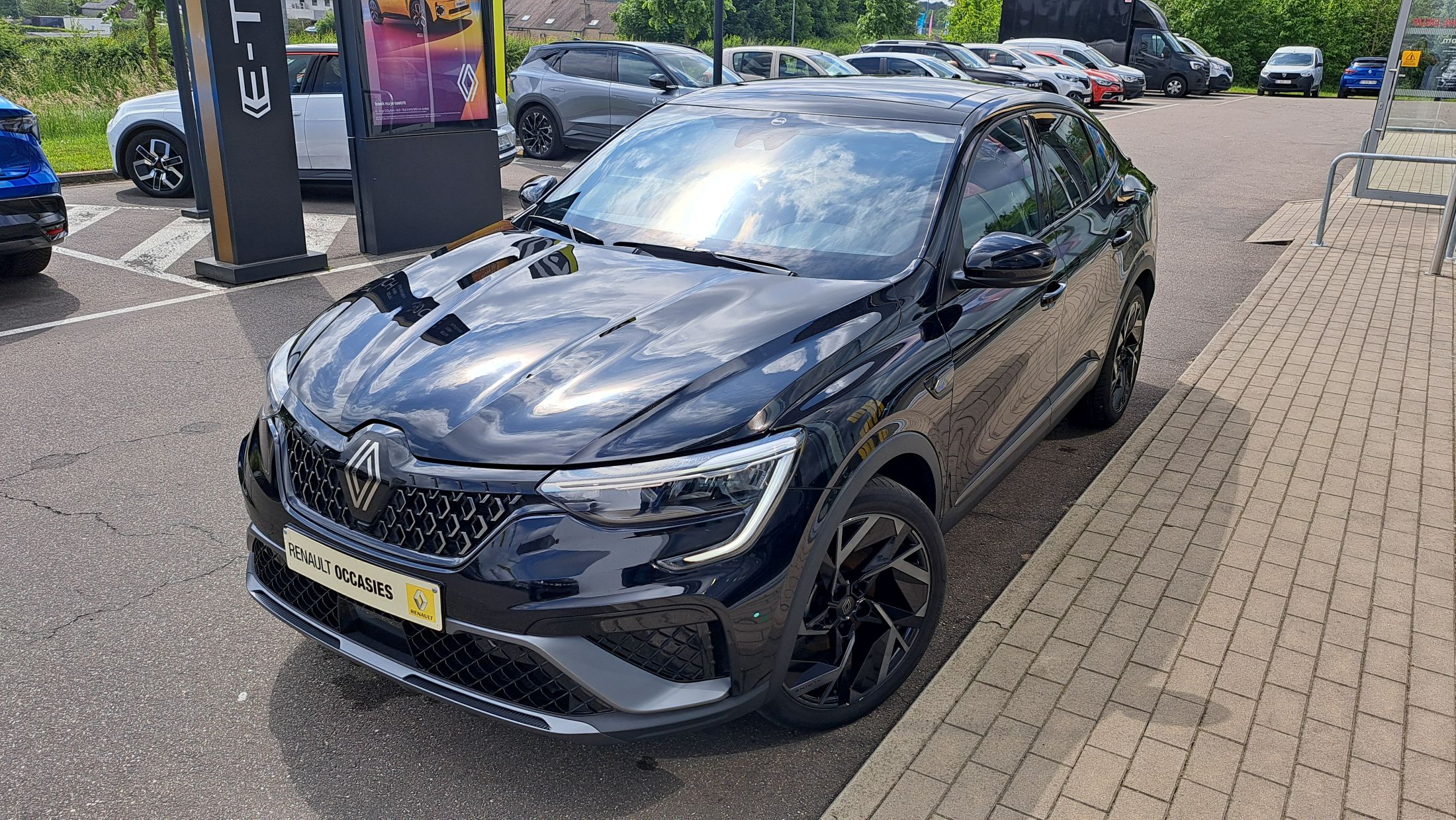 Renault Arkana E-Tech FullHybrid Esprite Alpine full options