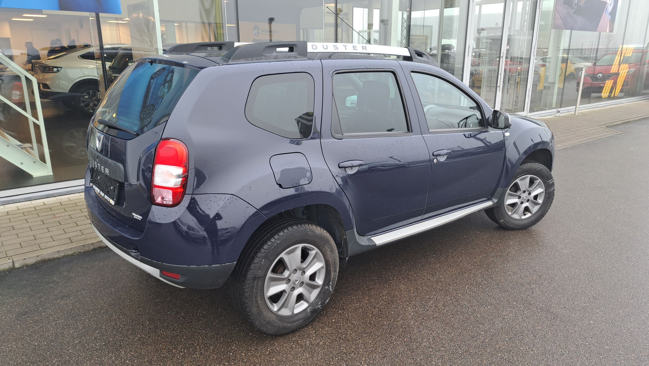 Dacia Duster 115 Pk, airco, GPS, kleine carrosserie schade RV, 44760 Km