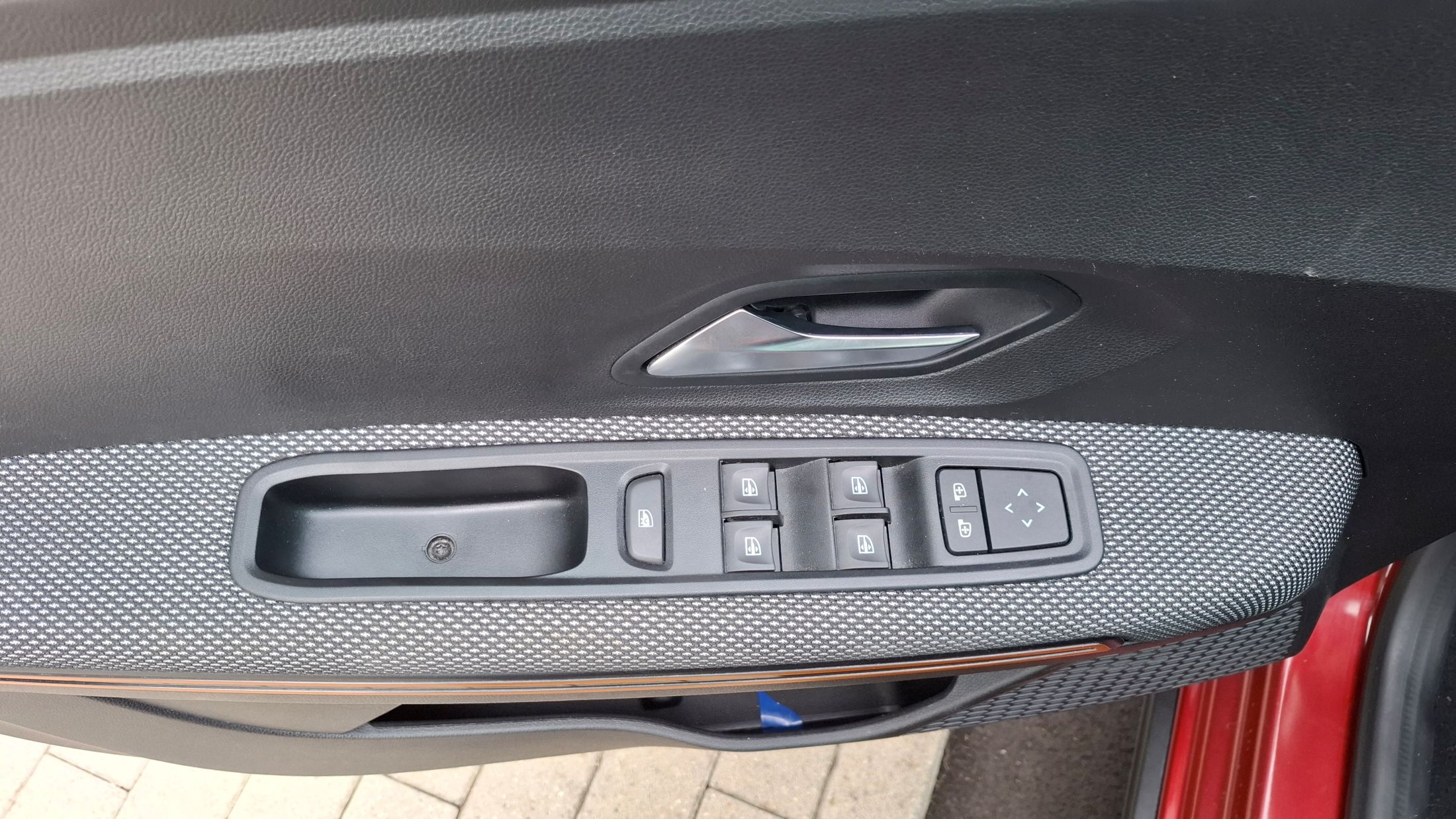 Dacia Stepway TCe 90 AUTOMAAT, airco, GPS, camera, dodehoekwaarschuwing, sensoren V+A