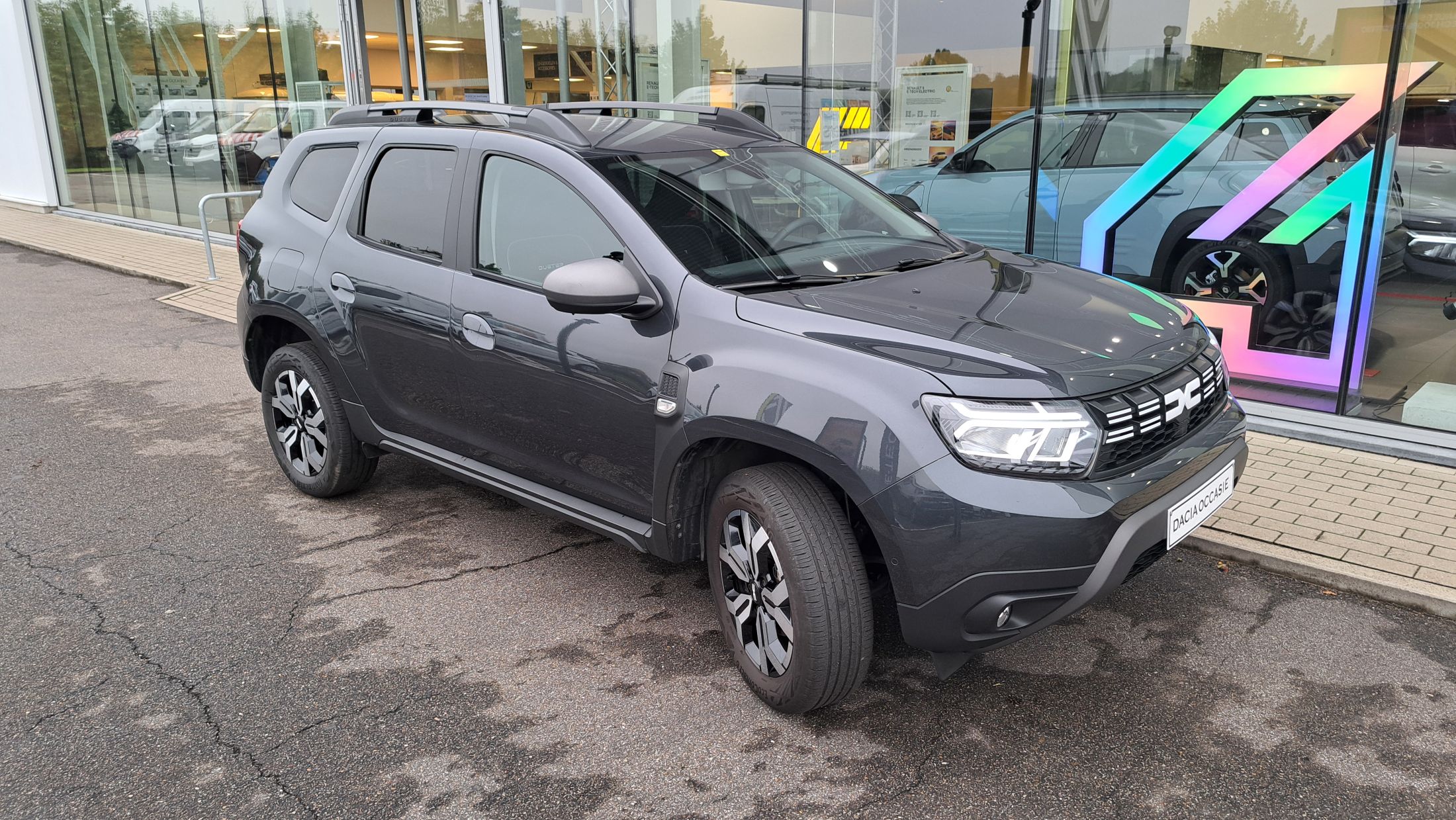 Dacia Duster TCe 90, airco, GPS, camera, dodehoekwaarschuwing, sensor V+A