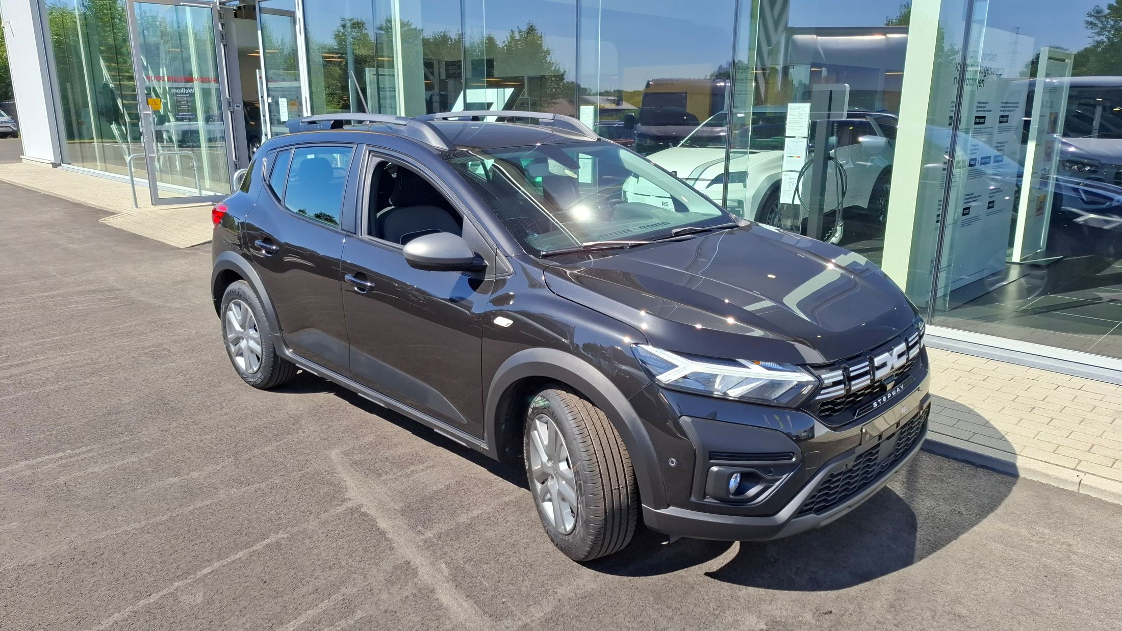 Dacia Stepway TCe 90, airco, GPS, sensor V+A, dodehoekwaarschuwing