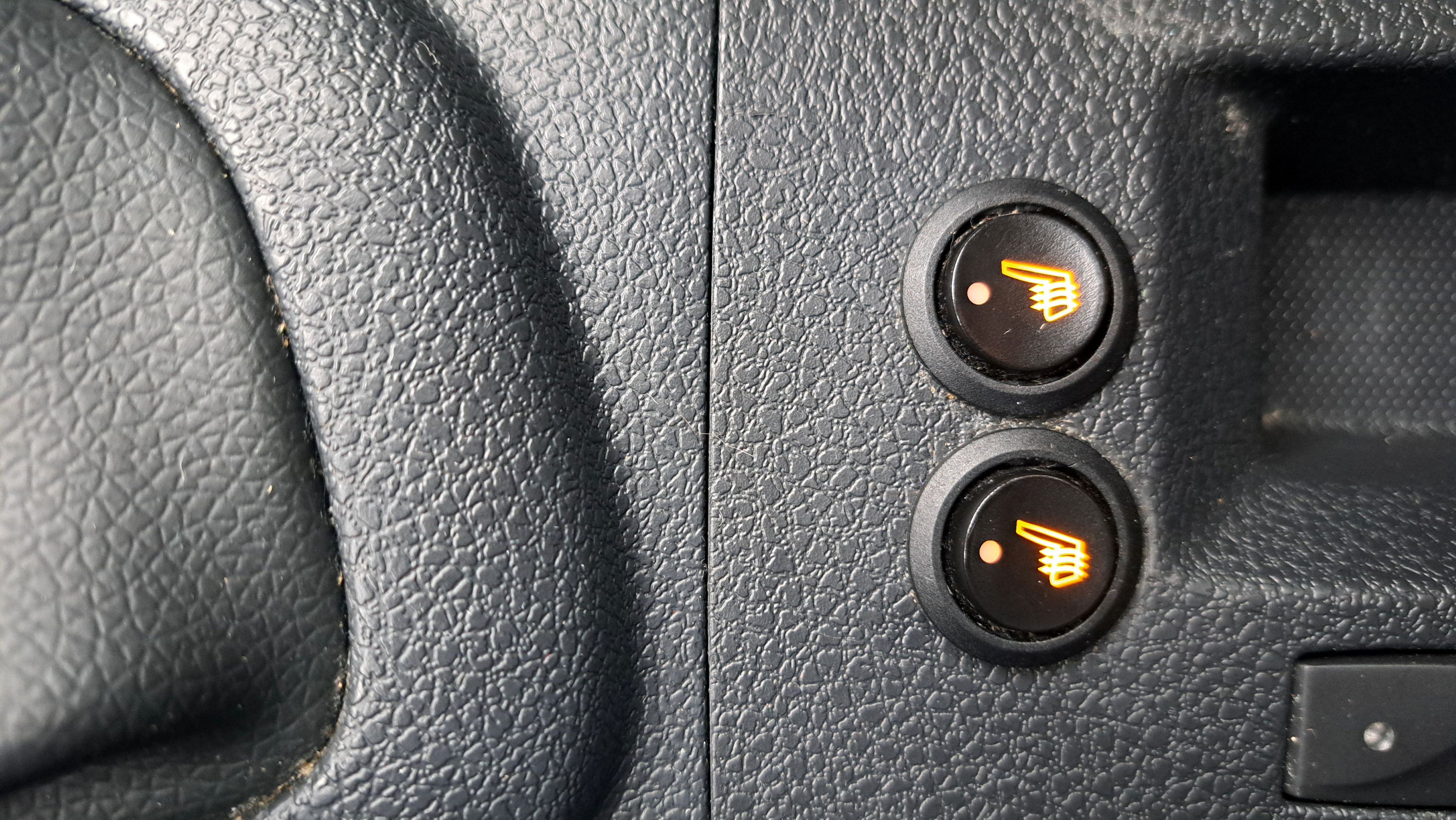 Dacia Sandero Stepway 100Pk benz+LPG, GPS, sensor A, zetelverwarming