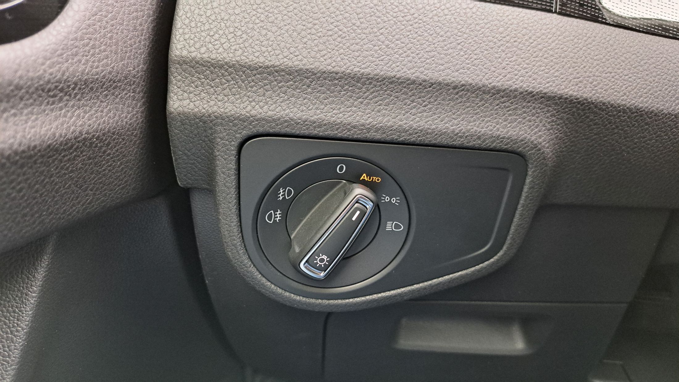 VW Golf Sportsvan 150 Pk AUTOMAAT, zetelverwarming, camera