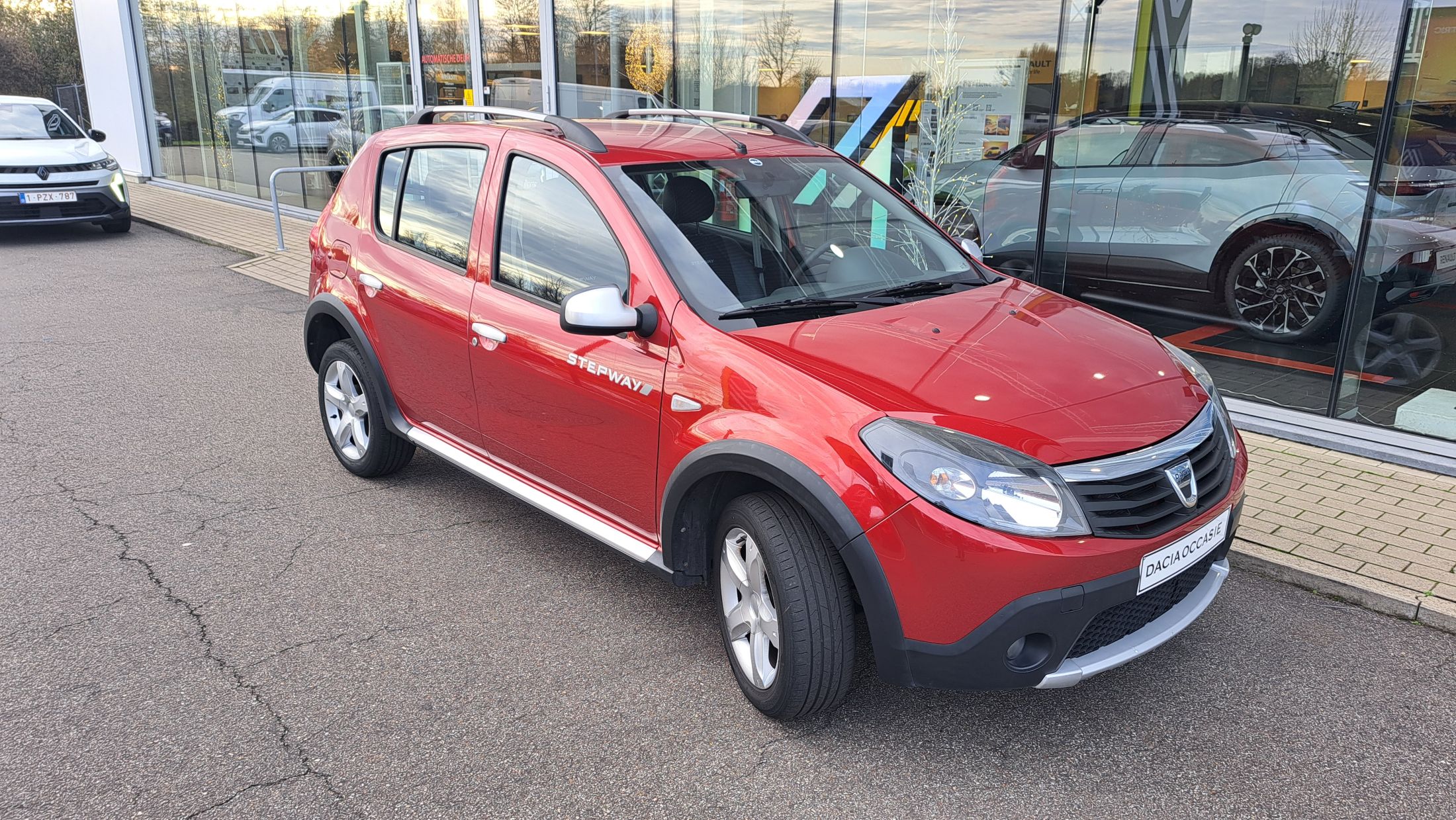 Dacia Sandero Stepway 1.6cc 85Pk, airco, centrale deurvergrendeling.