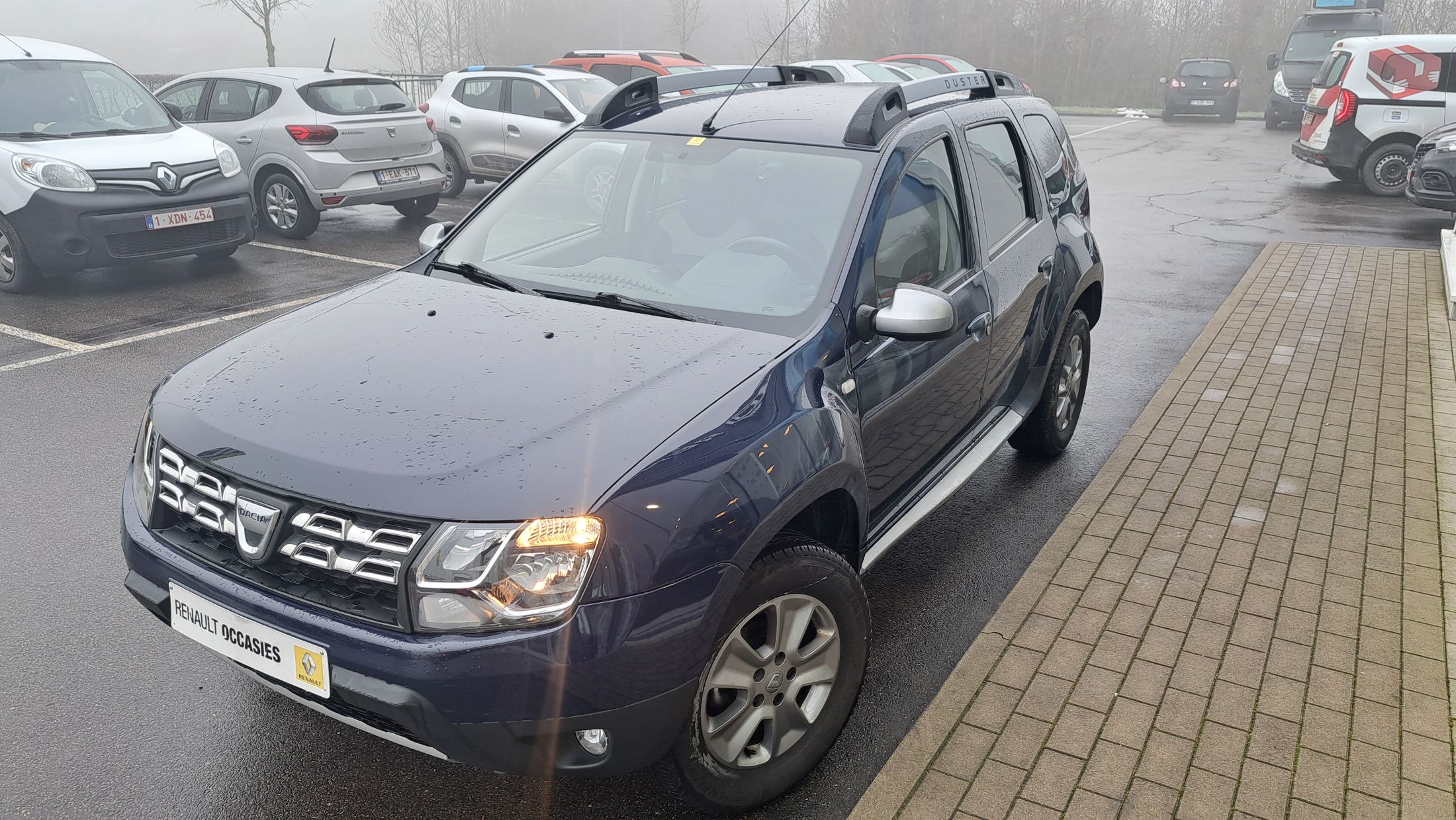 Dacia Duster 115 Pk, airco, GPS, kleine carrosserie schade RV, 44760 Km