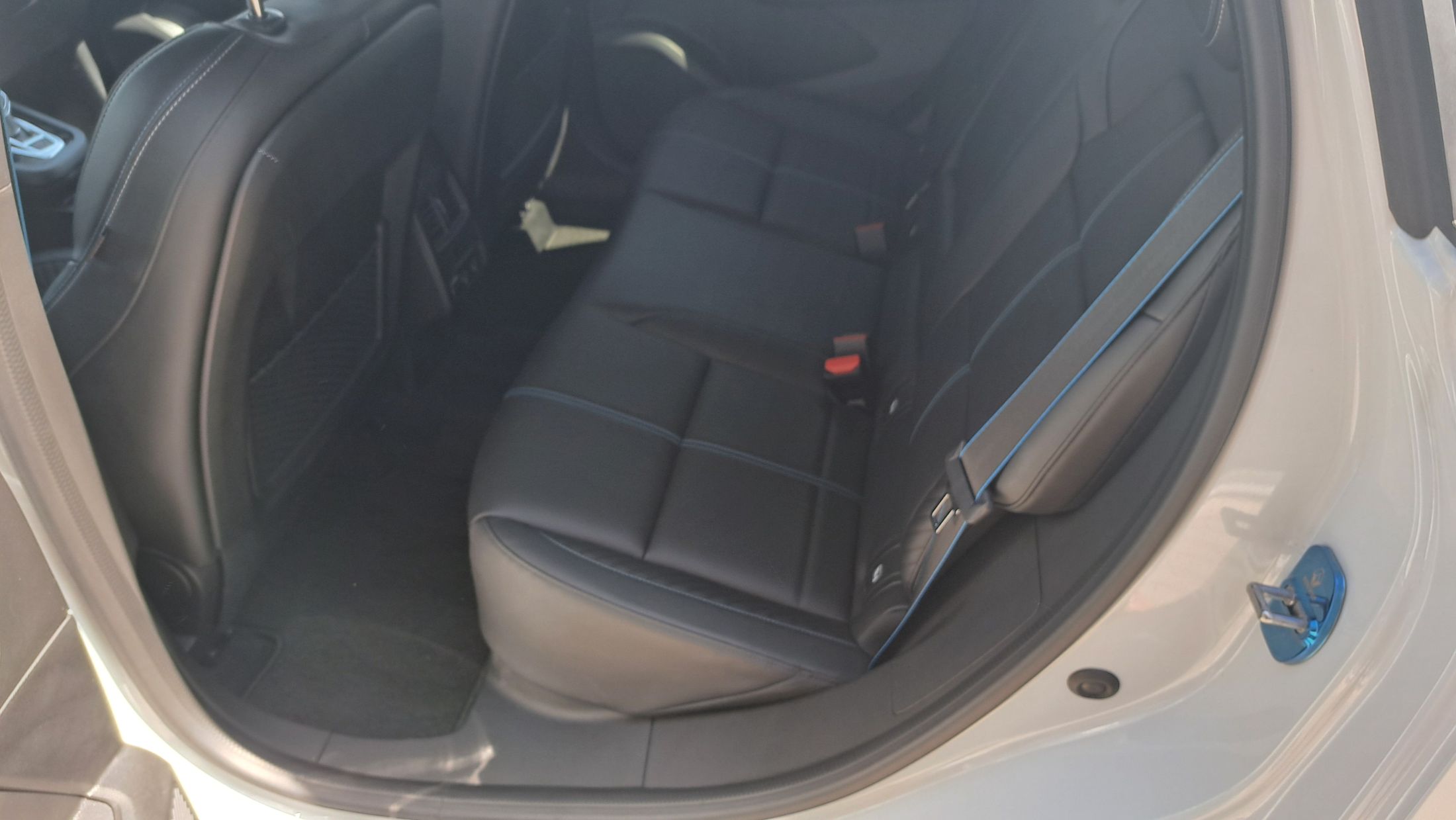 Renault Arkana E-tech Full Hybrid, GPS, camera, dodehoekwaarschuwing, zetelverwarming
