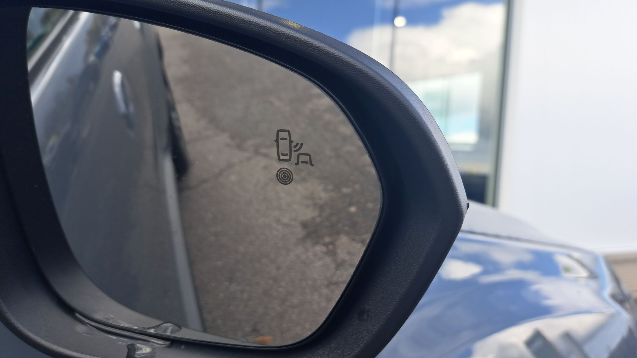 Dacia Duster TCe 90, airco, GPS, sensoren A, camera, trekhaak, 8648 km