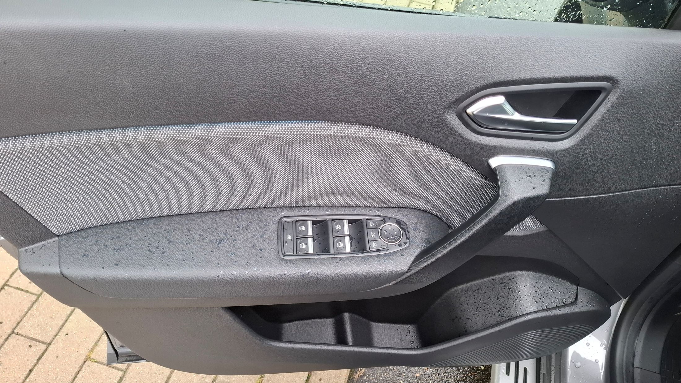 Renault Captur 1332cc/160Pk AUTOMAAT, trekhaak, zetelverwarming.