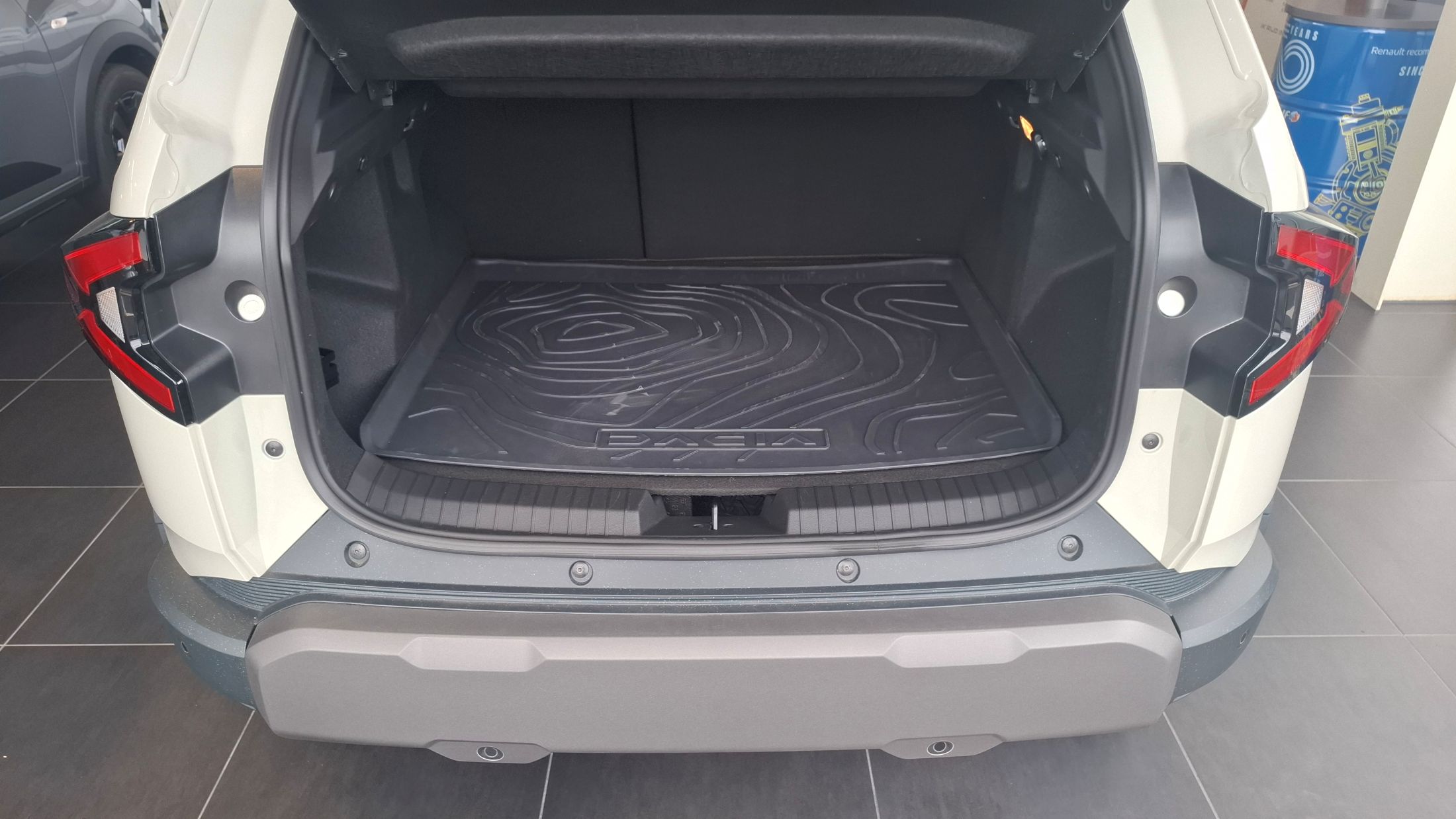 Dacia Duster Extreme Full Hybrid 155 Pk, full options