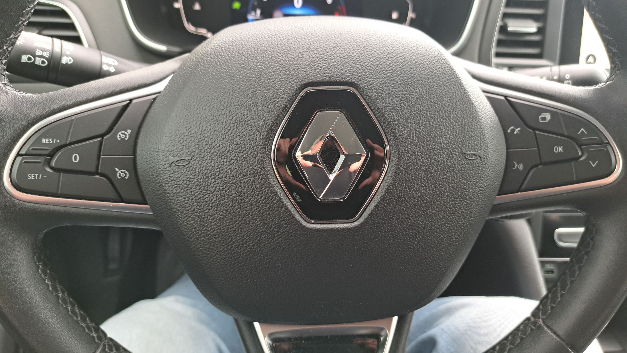 Renault Megane Break 1332cc 140Pk, GPS, camera, sensor V+A