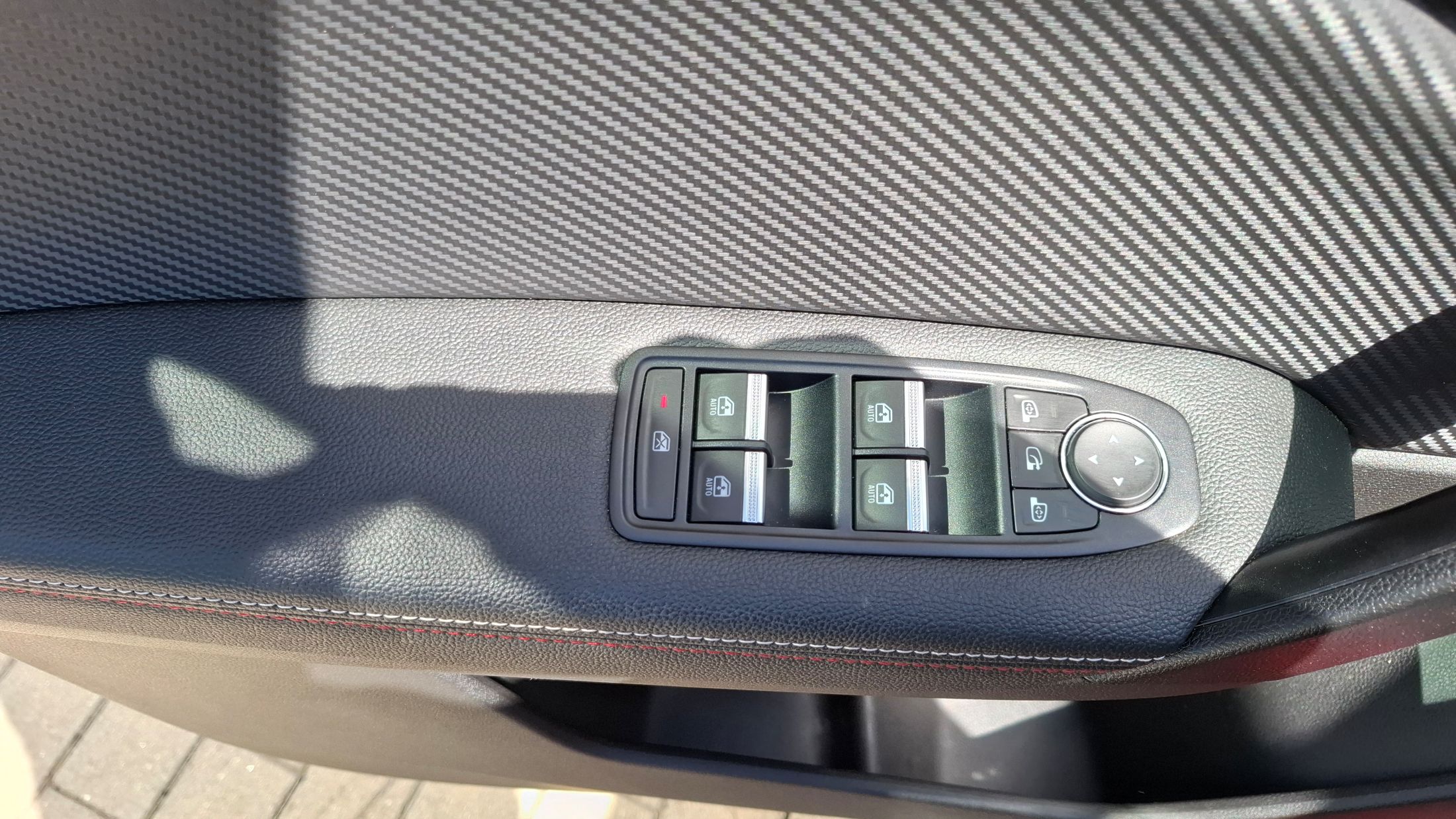 Renault Captur RS-Line 1332cc/140Pk, GPS, sensor V+A, camera