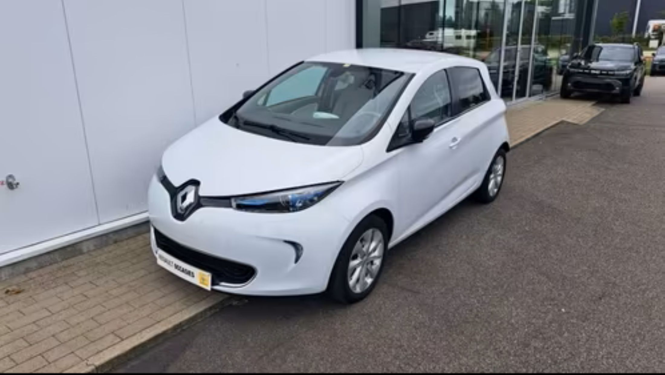 Renault Zoe 23,3 KWh batterij inbegrepen, airco, GPS, sensoren A