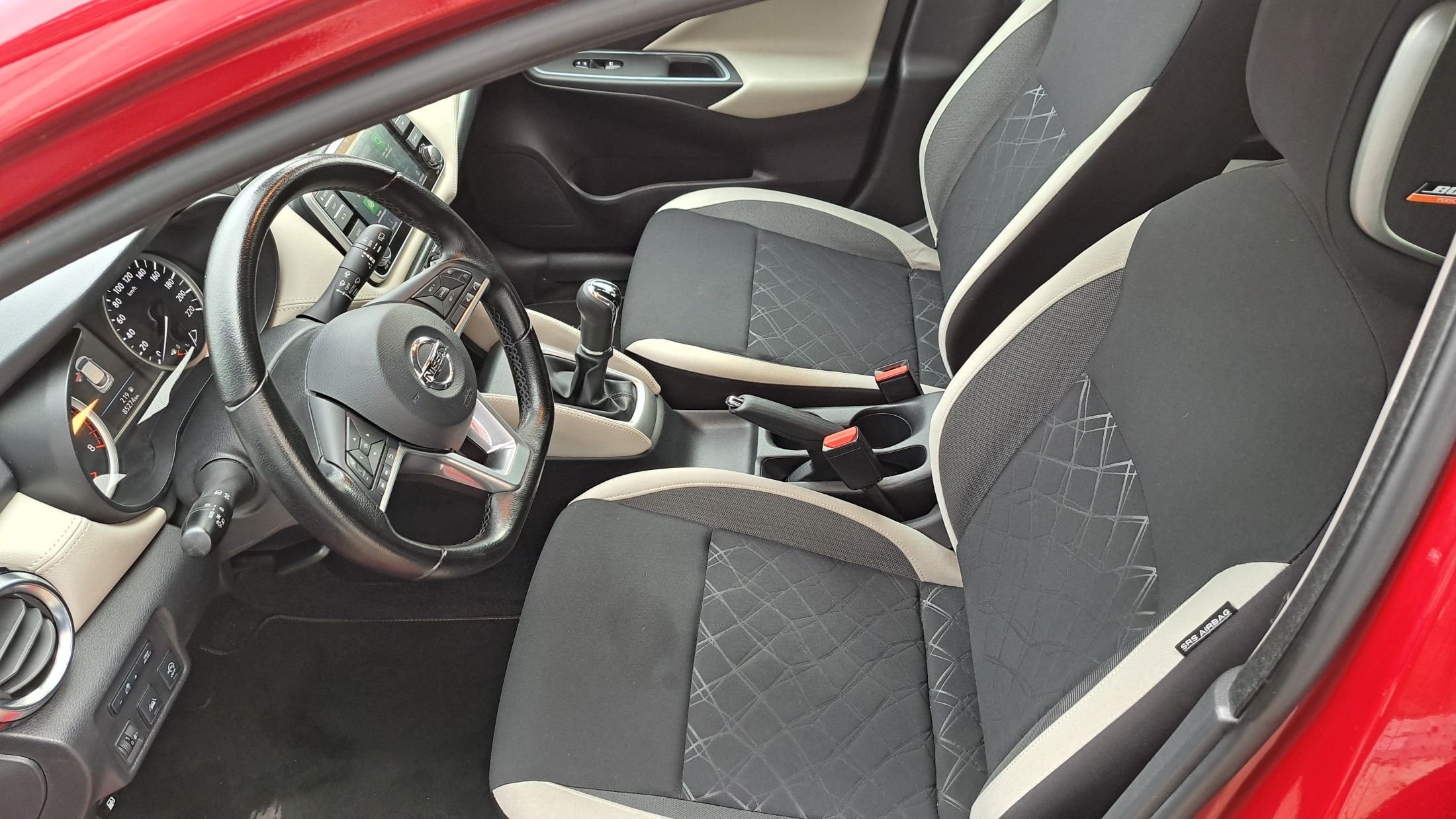 Nissan Micra TCe 92Pk, airco, GPS, sensor A, zetelverwarming