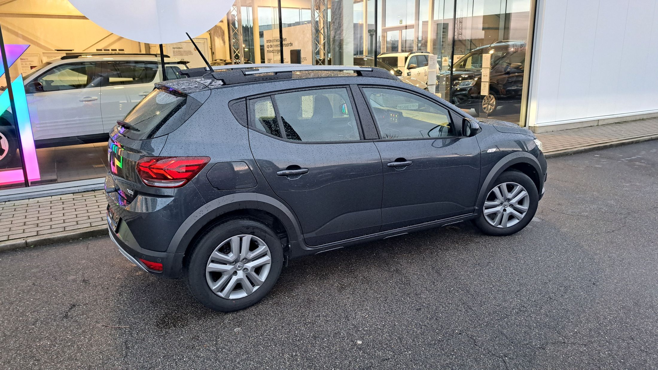 Dacia Sandero Stepway TCe 90, camera, sensor V+A, dodehoekw