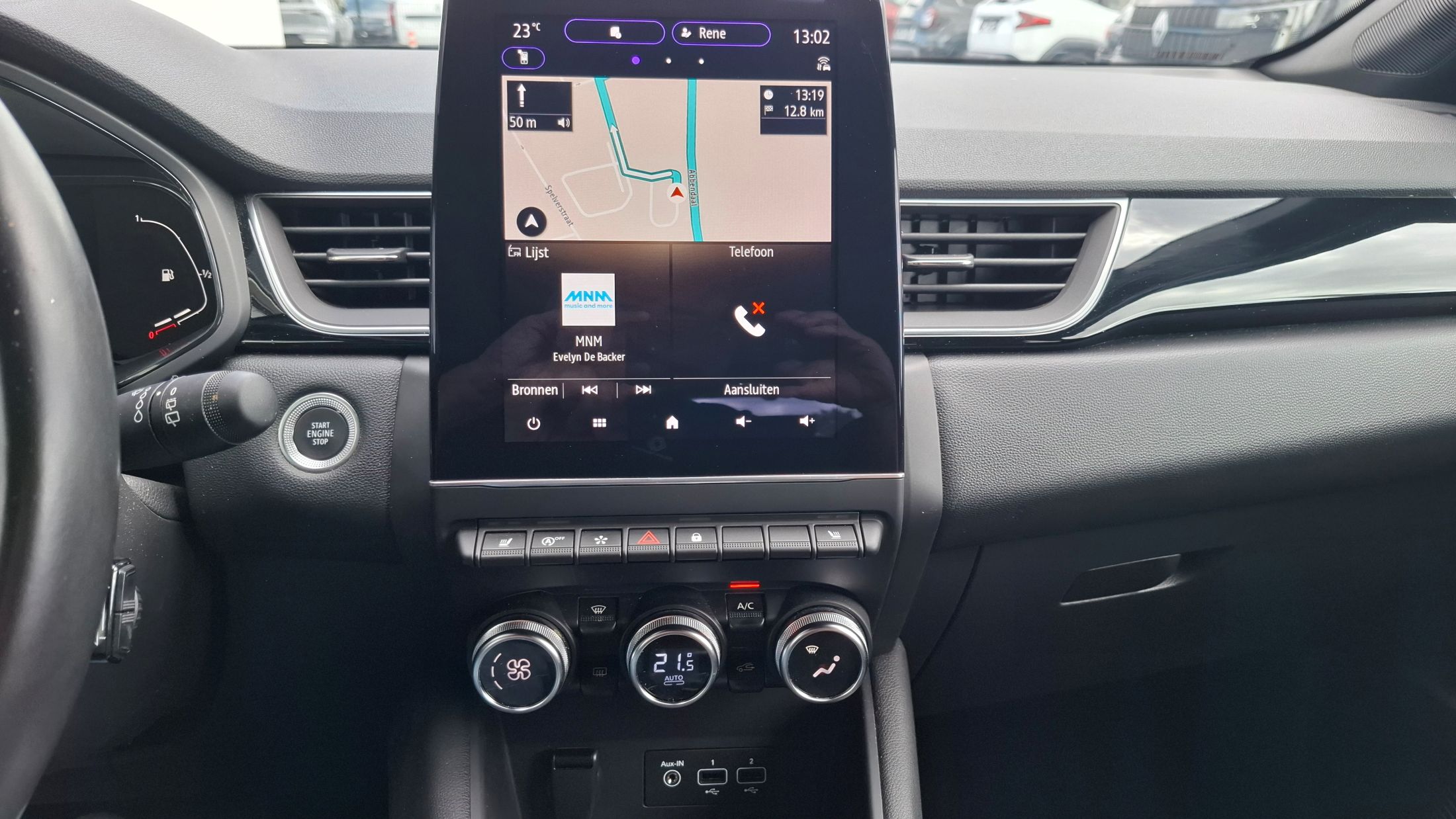 Renault Captur TCe 140 Pk AUTOMAAT, zetelverwarming, sensoren V+A, camera