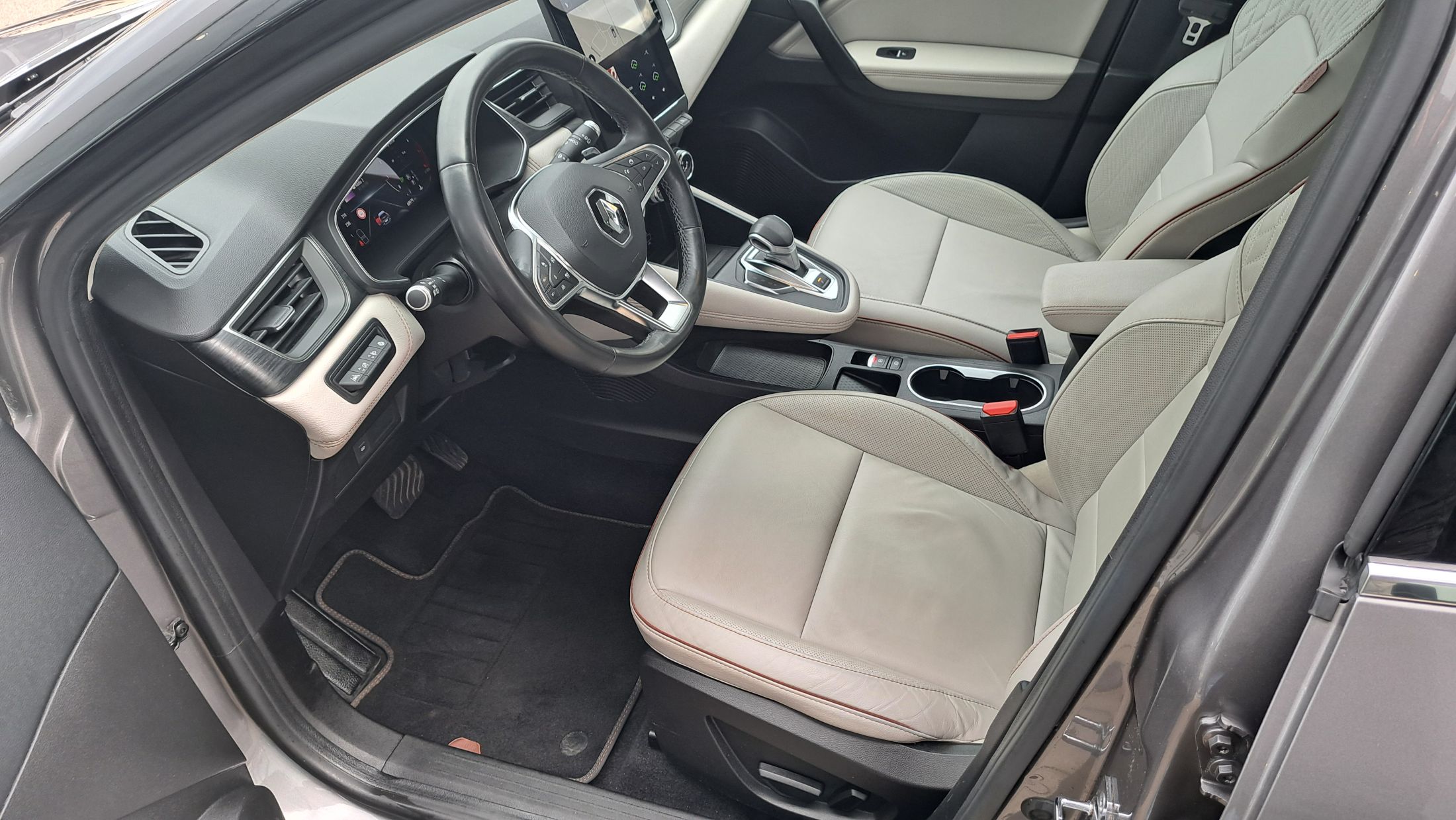 Renault Captur 140Pk, Initiale Paris, wegkl.trekh, Full Optie