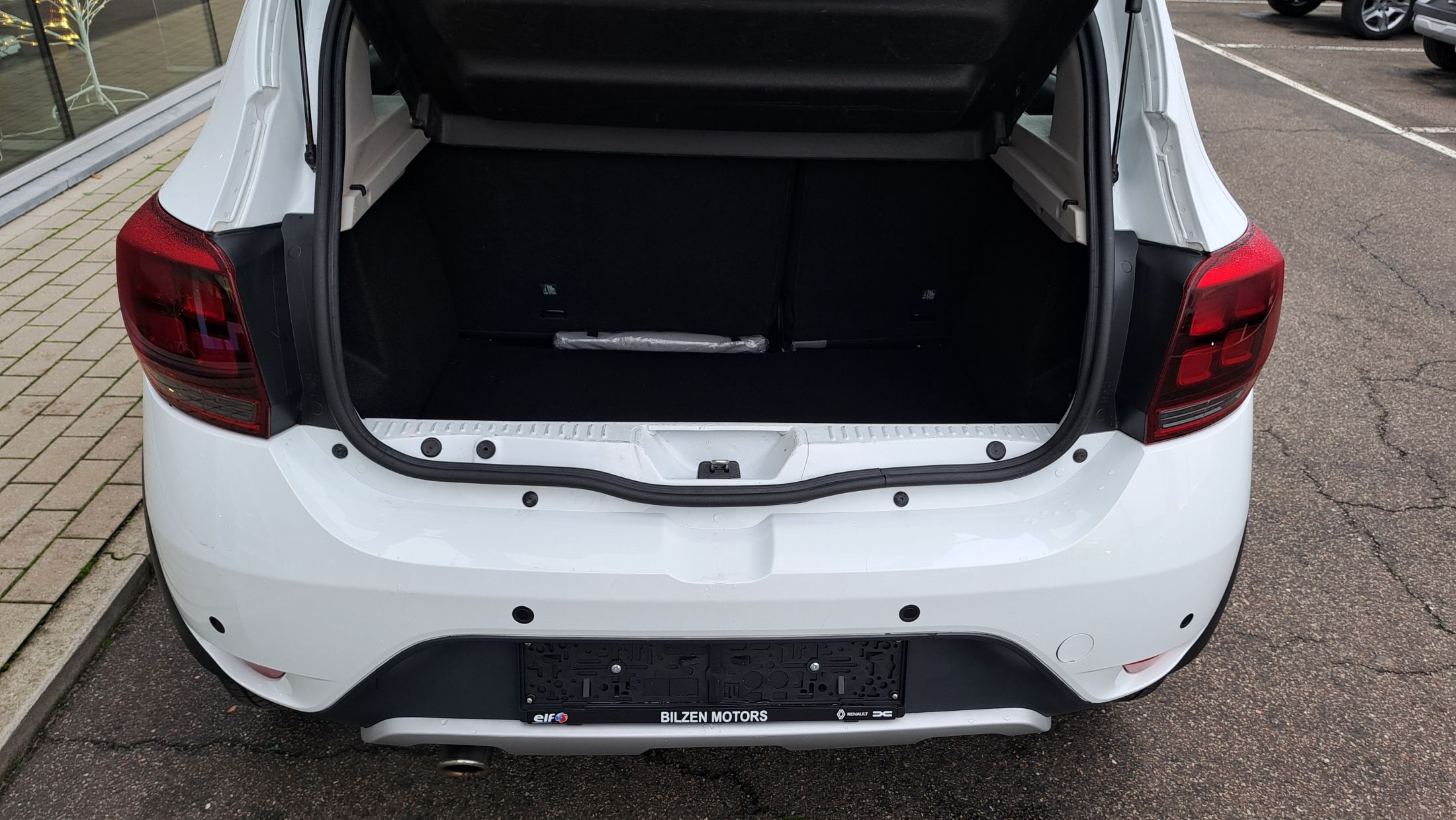 Dacia Sandero Stepway TCe 90, AUTOMAAT, sensoren A, camera, GPS