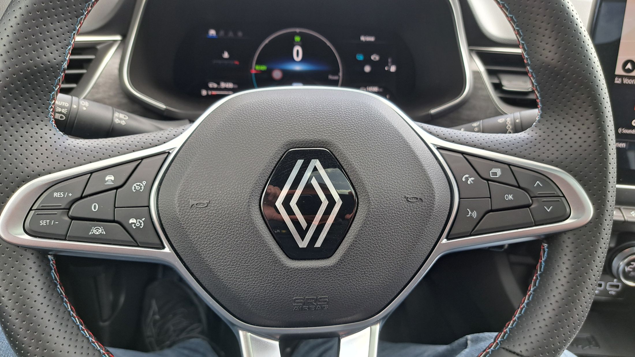 Renault Arkana E-Tech FullHybrid Esprite Alpine full options