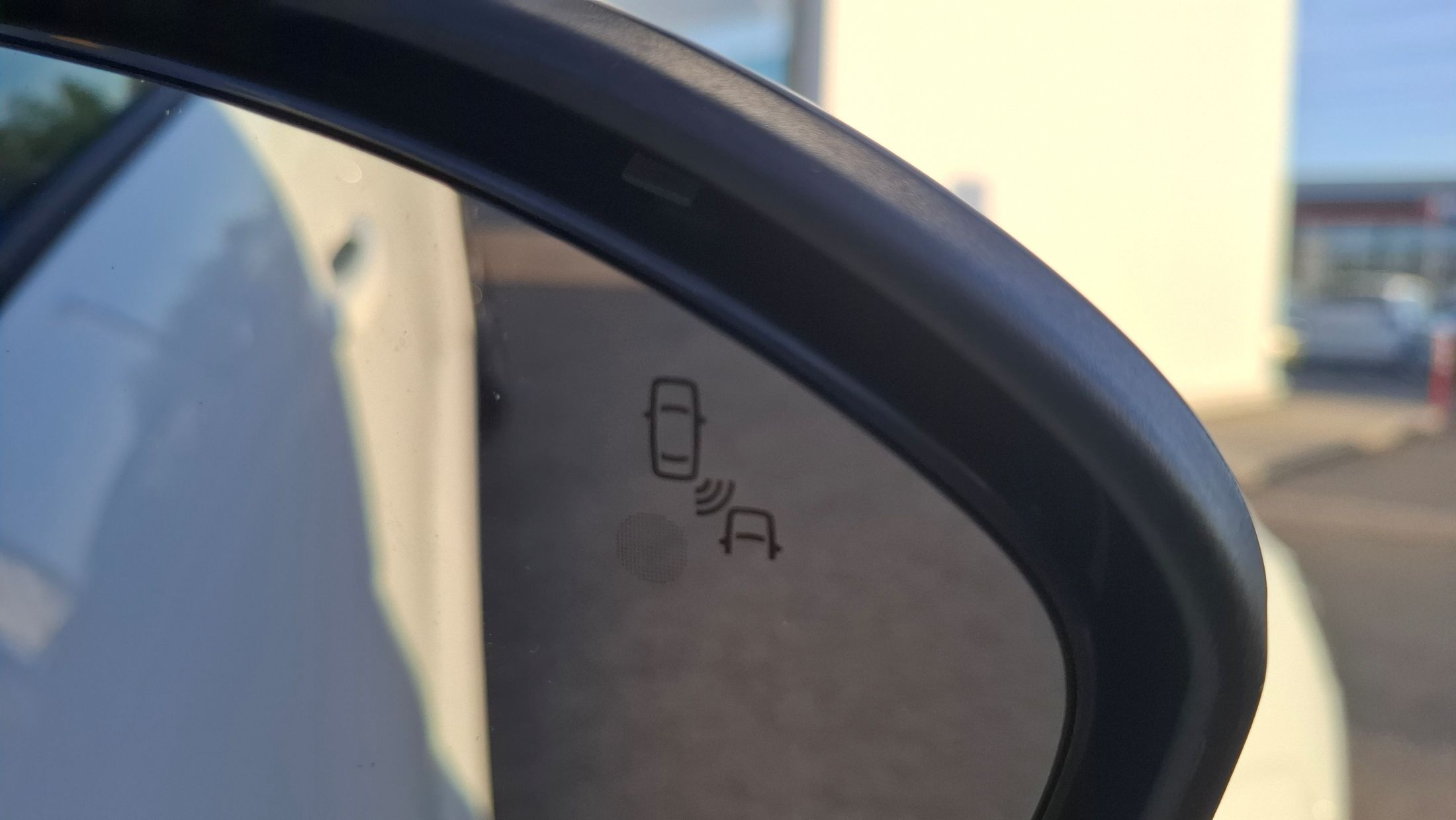 Dacia Sandero TCe 90, airco, GPS, sensoren V+A, camera, dodehoekwaarschuwing