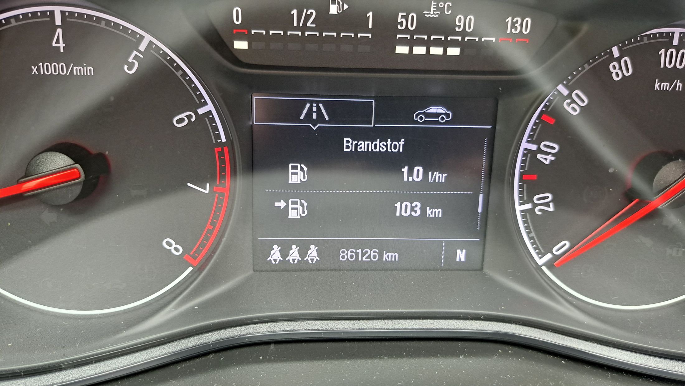 Opel Corsa 14i 90Pk AUTOMAAT, airco, trekhaak, 5 deurs