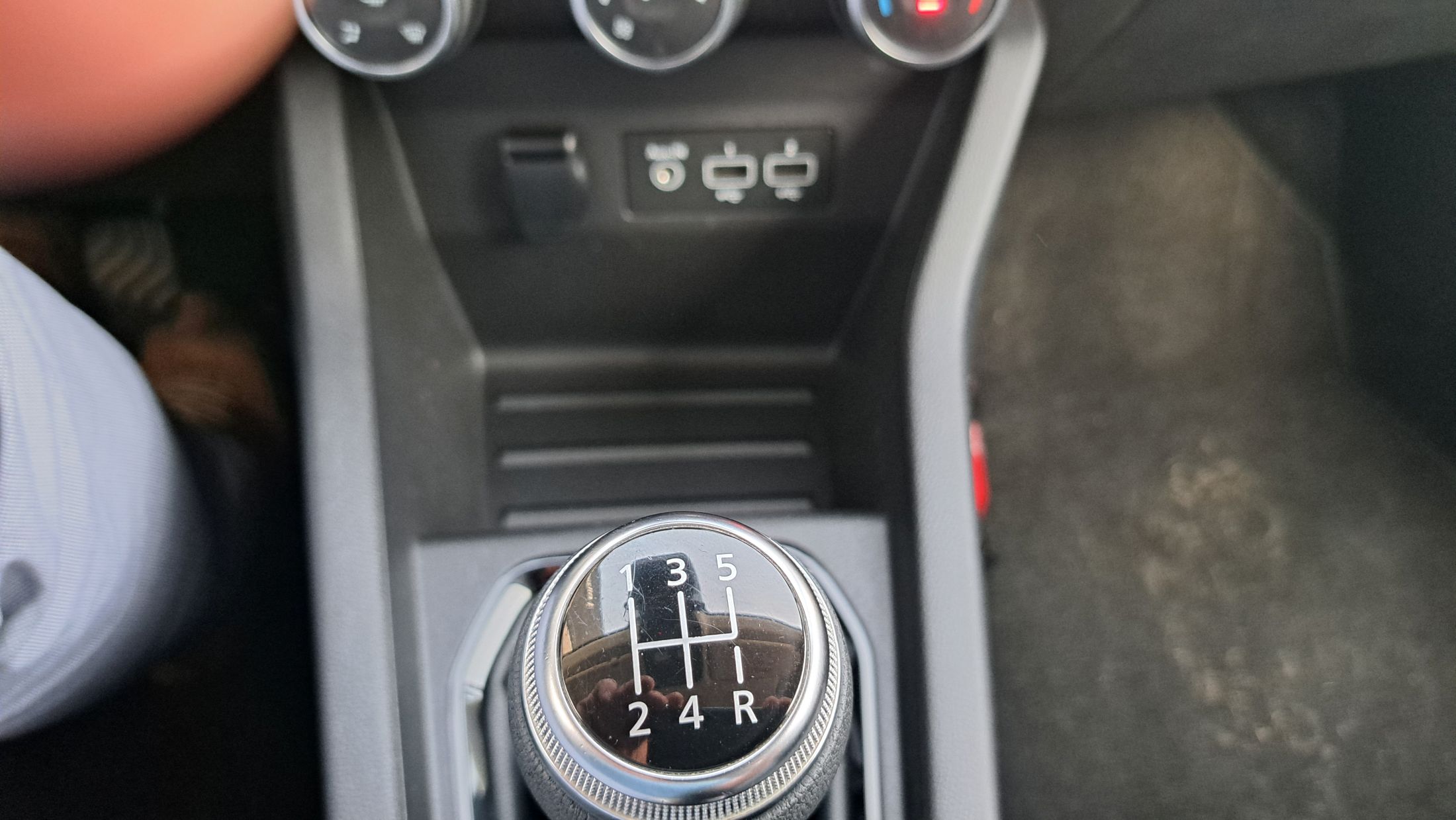 Renault Clio 67 Pk, airco, GPS, sensoren achter, GARANTIE