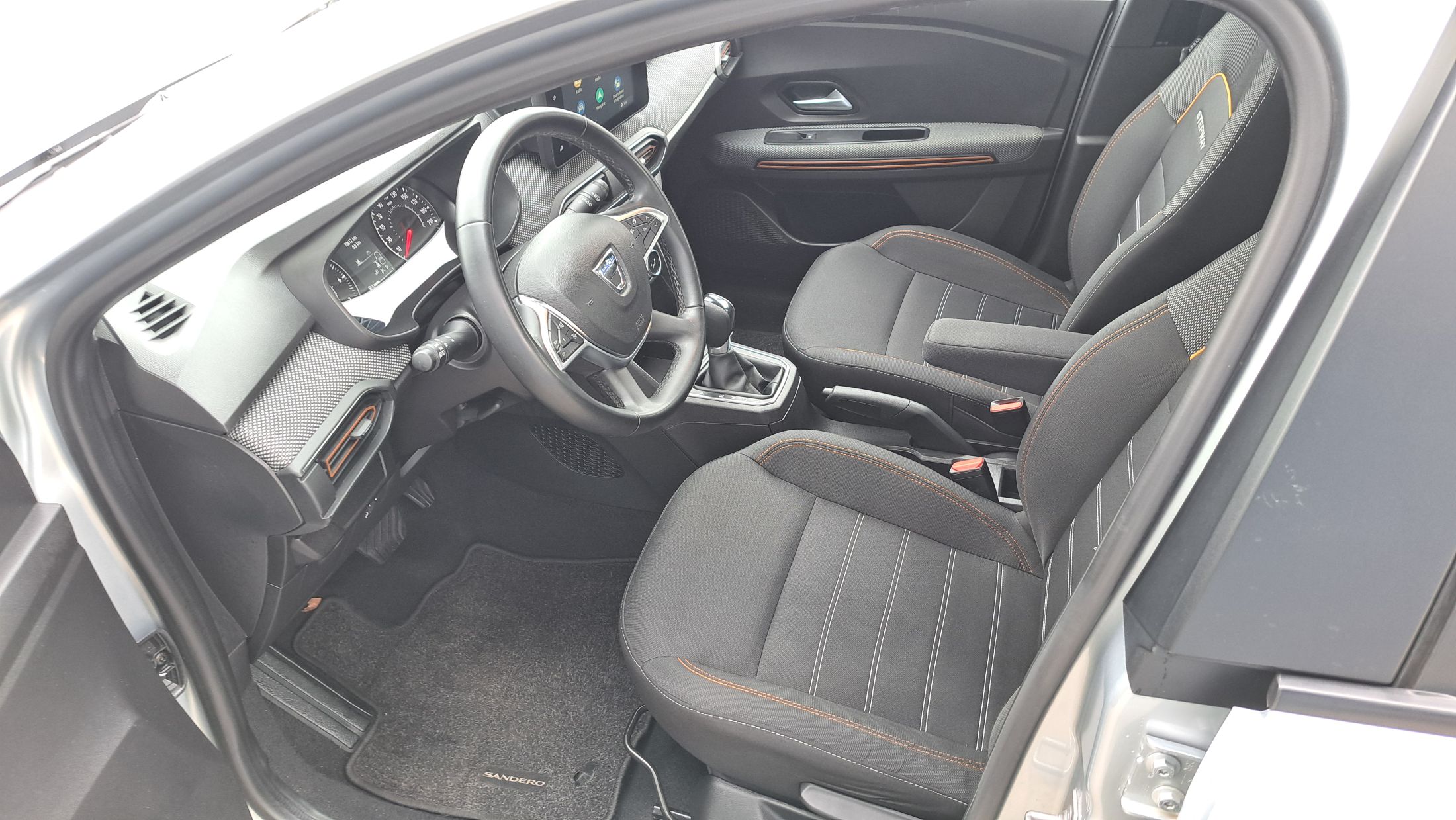 Dacia Sandero Stepway TCe 90 AUTOMAAT, GPS, camera, sensoren V+A, dodehoekw.