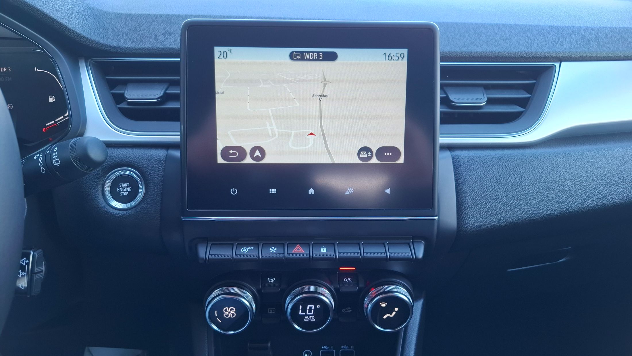 Renault Captur AUTOMAAT 1332cc/140Pk, GPS, camera, sensoren A