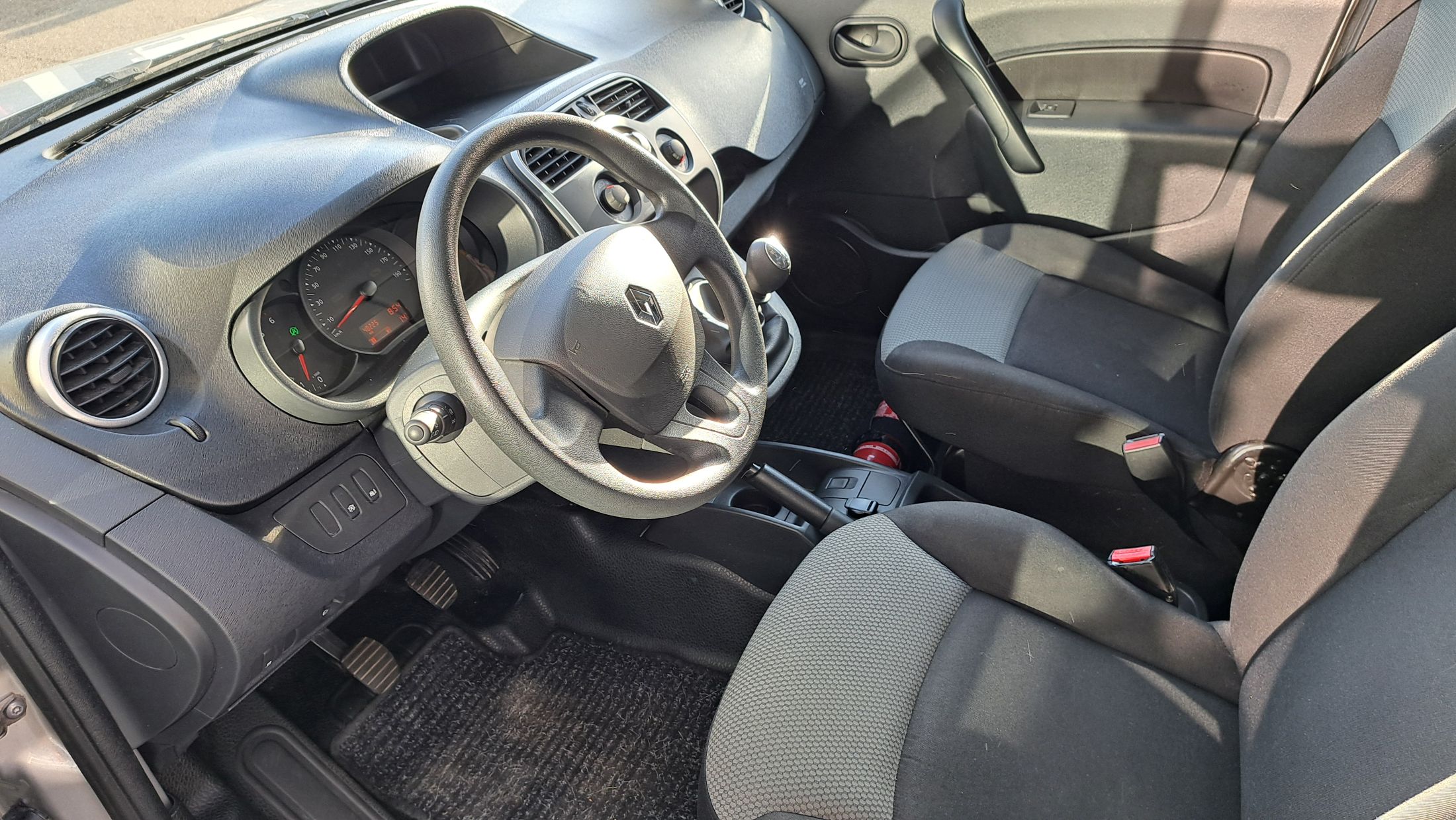 Renault Kangoo TCe 114 Pk benzine, lichte vracht, airco, trekhaak