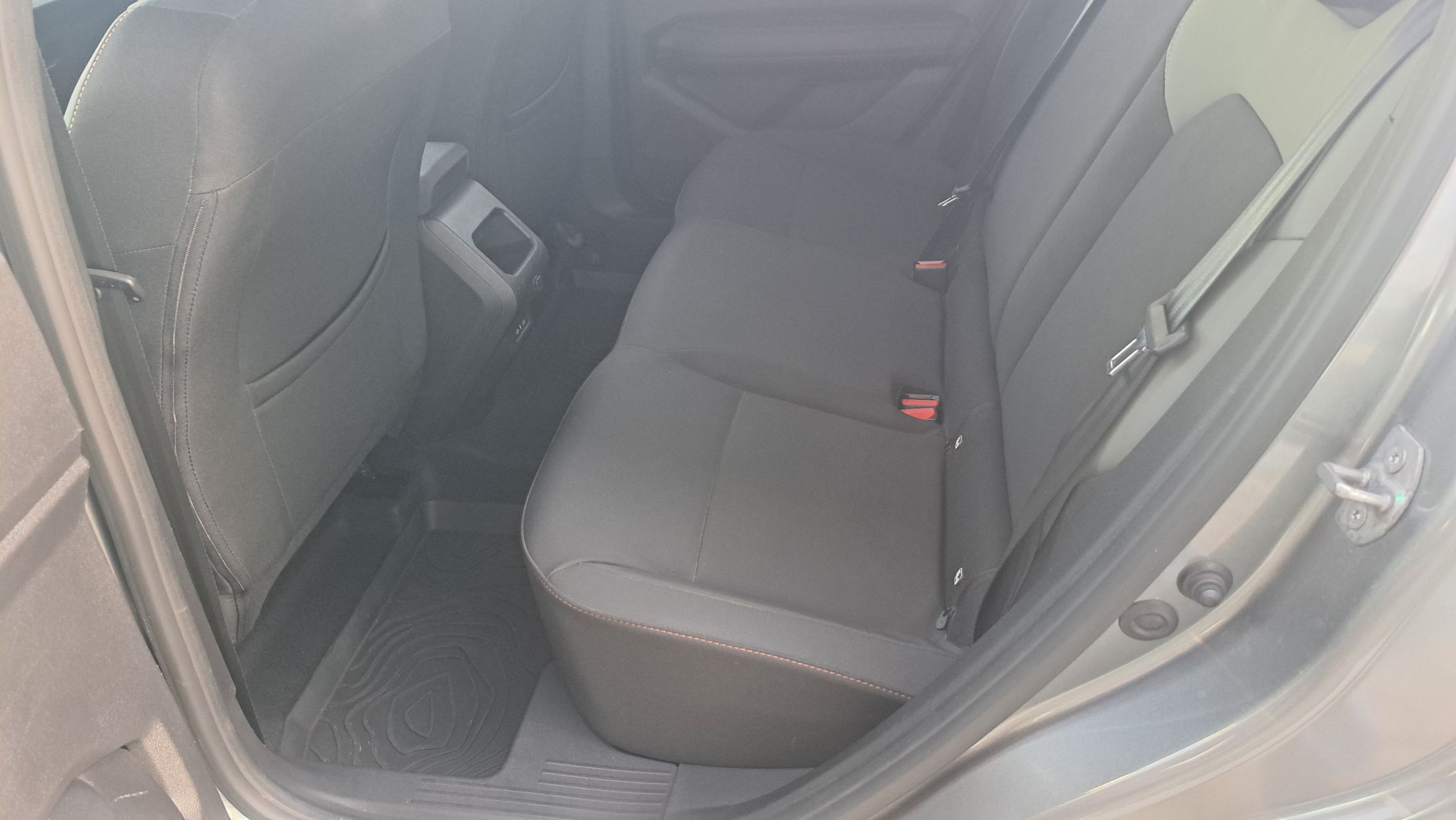 Dacia Duster TCe 130Pk Extreme, airco, GPS, cam, dodehoekw.